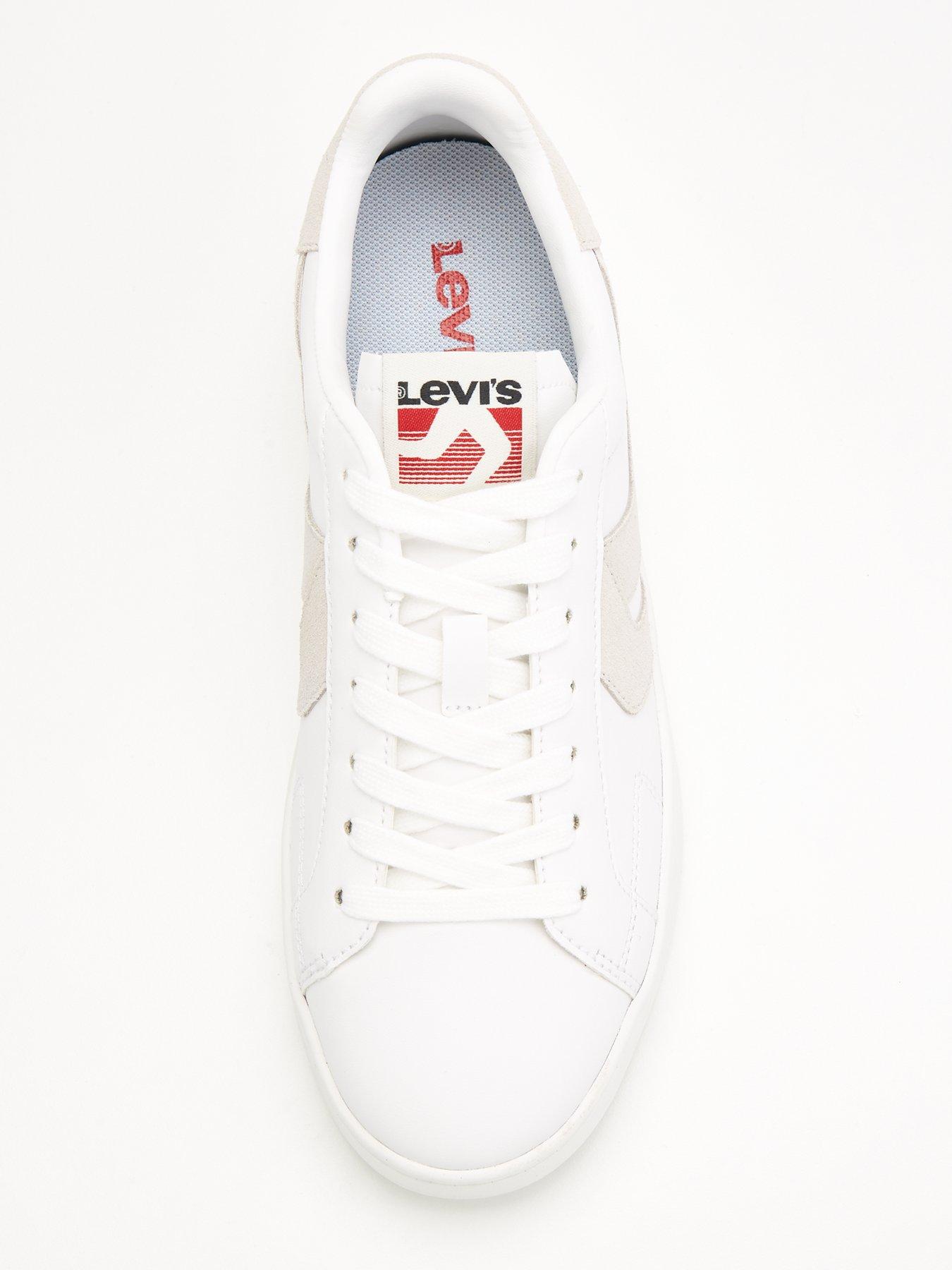 levis-swift-leather-trainers-whiteoutfit