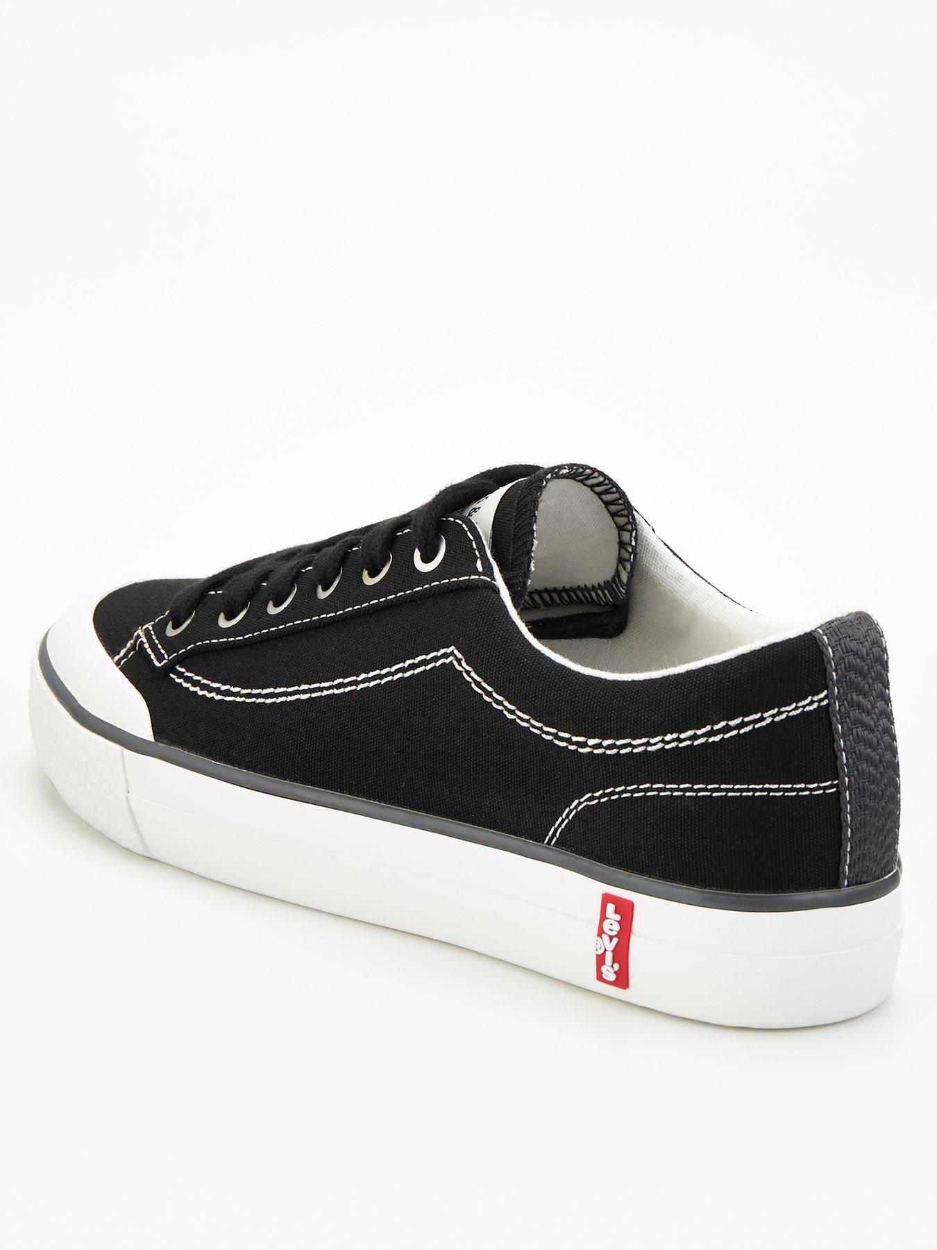 levis-canvas-stitch-detail-trainer-blackback