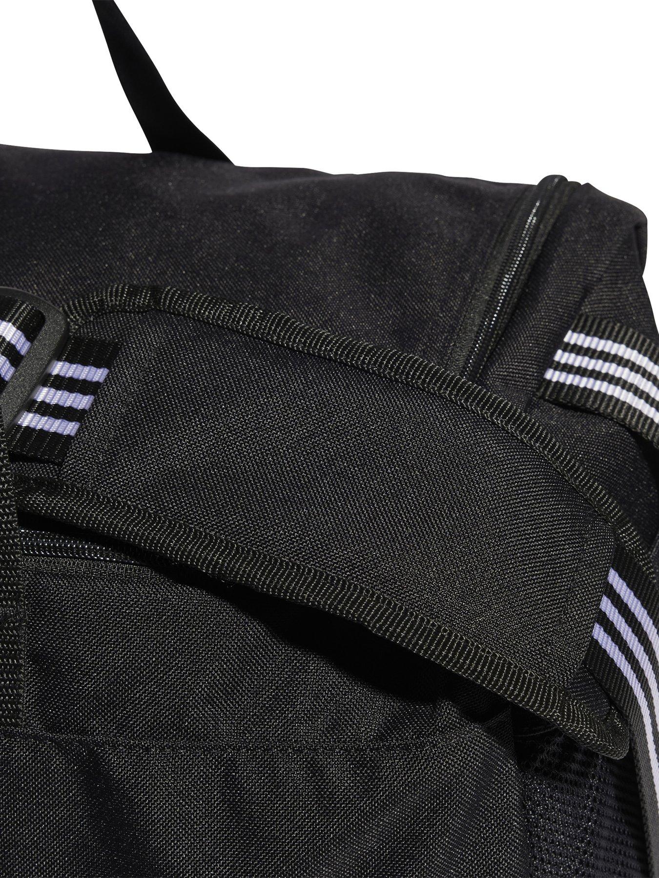 adidas-originals-unisex-duffle-bag-blackwhitedetail