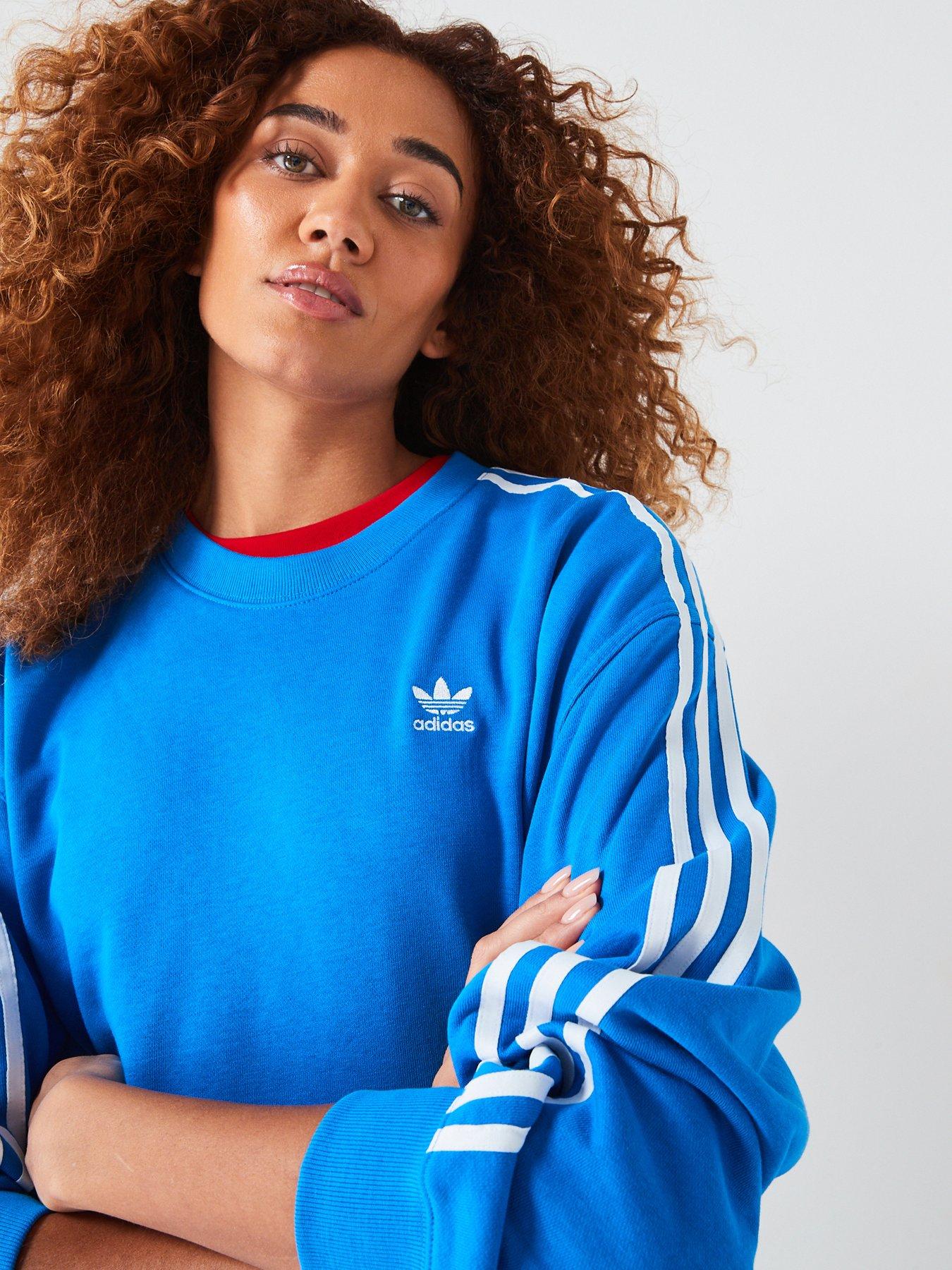 adidas-originals-womens-3-stripe-oversized-crew-blueoutfit