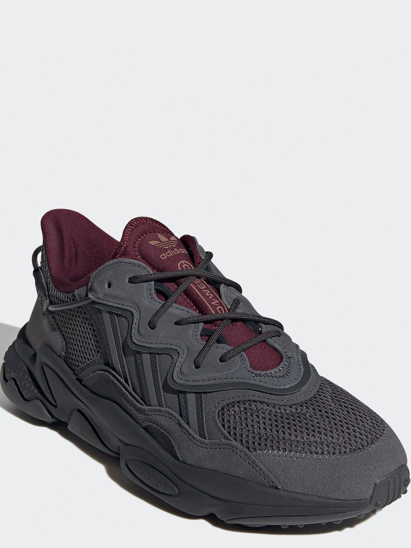 Men's ozweego hotsell