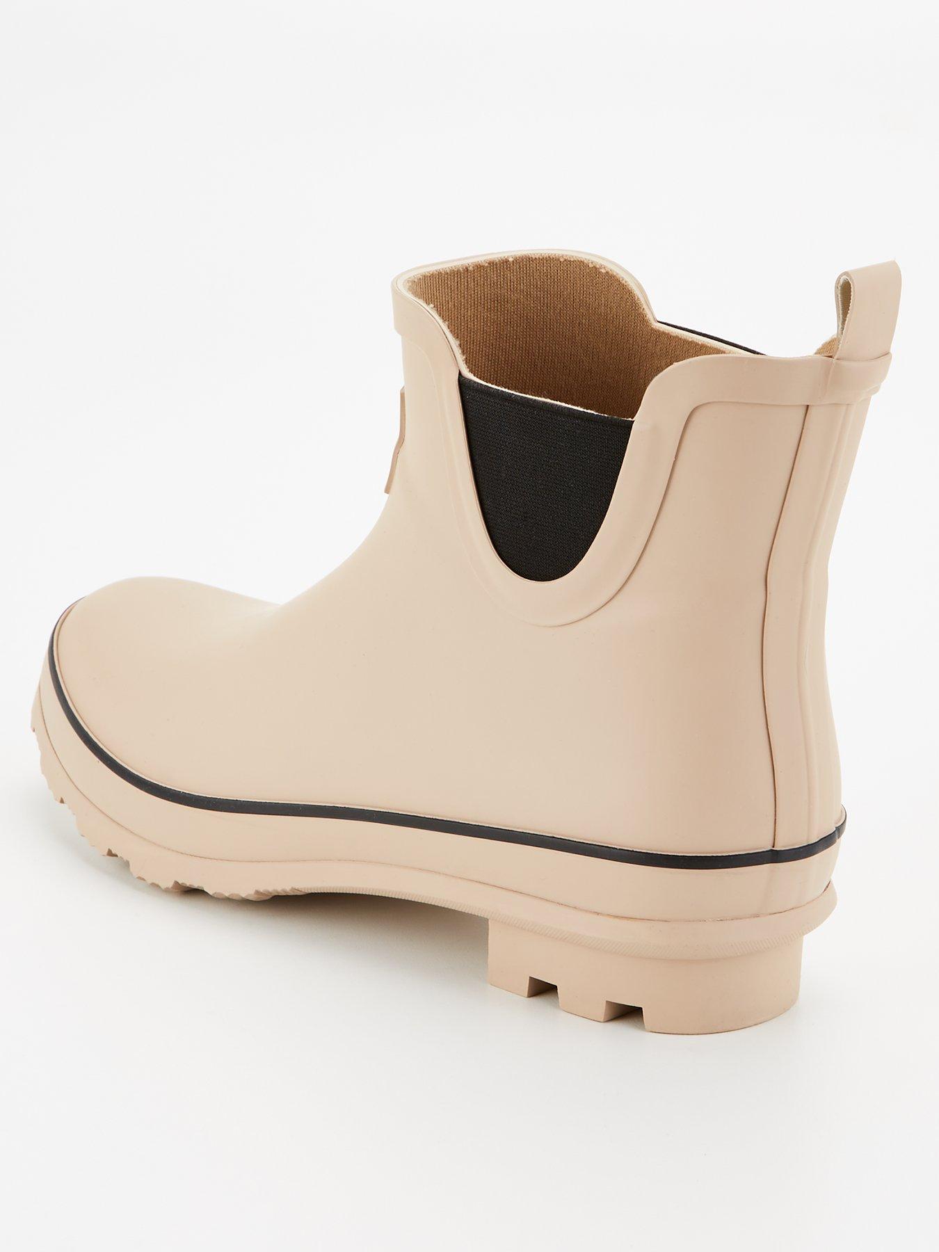 elle-sport-elle-sport-rubber-ankle-wellington-boot-beigeback