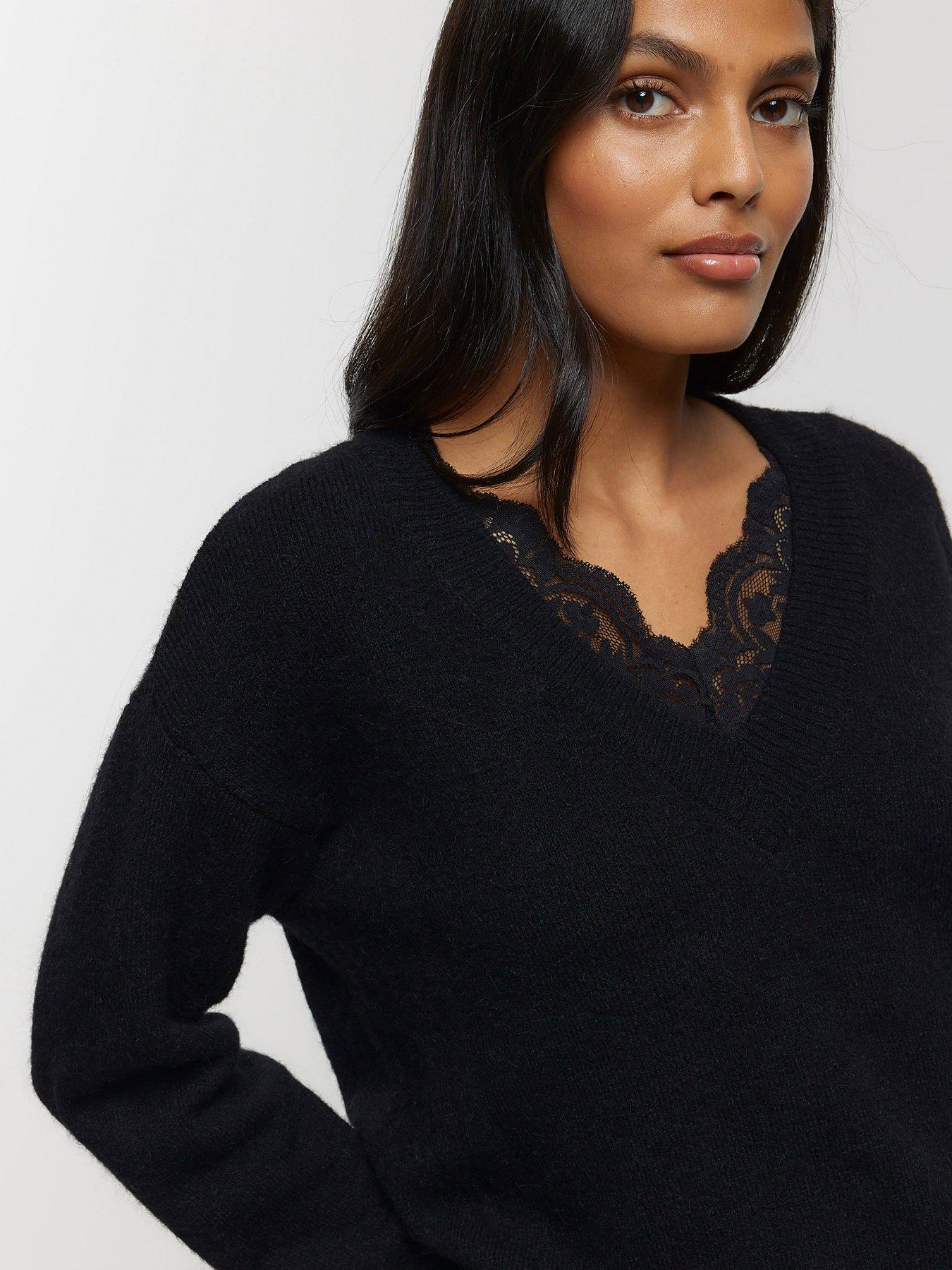 river-island-lace-v-neck-jumper-blackoutfit