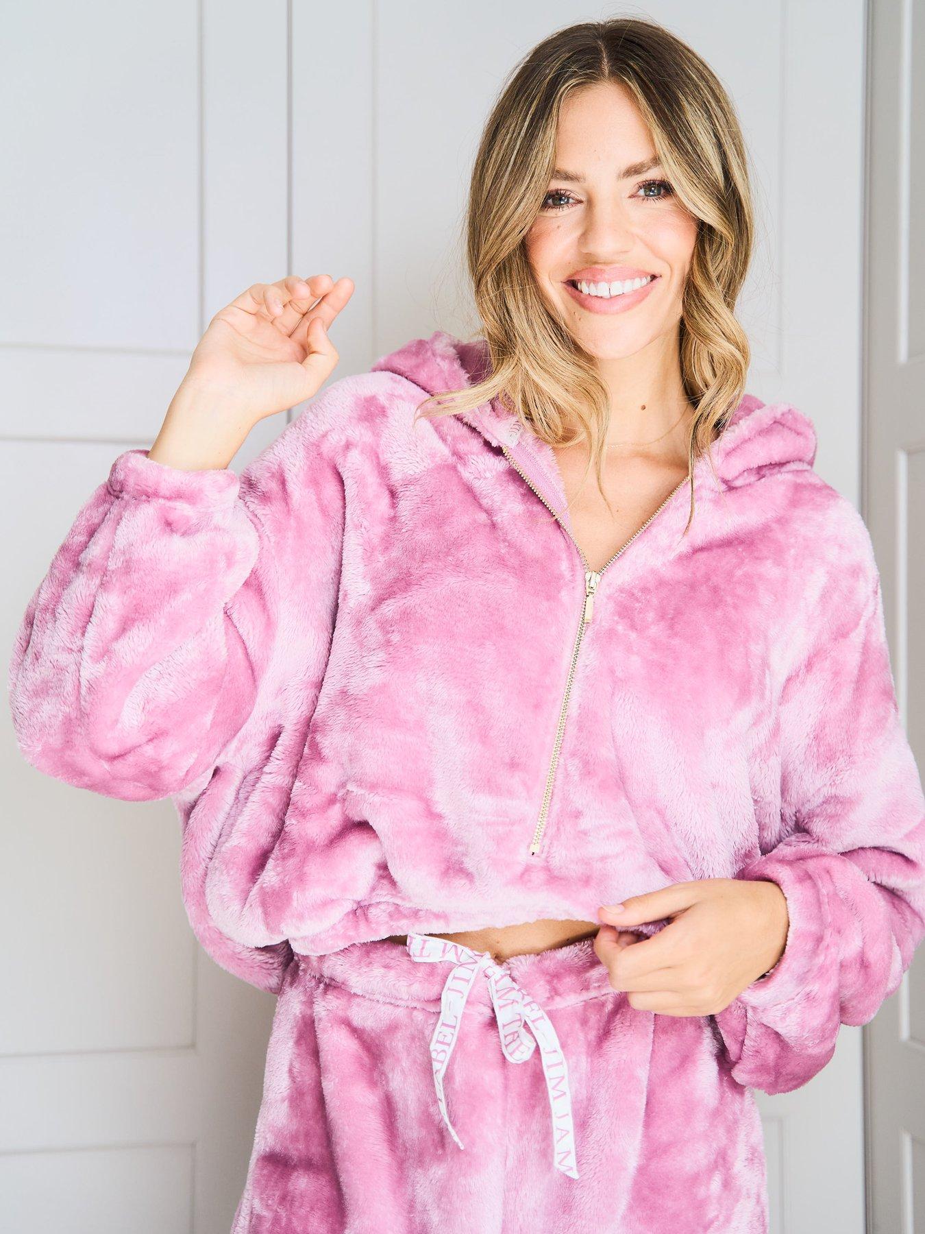 jim-jam-the-label-two-piece-fleece-lounge-set-pinkdetail