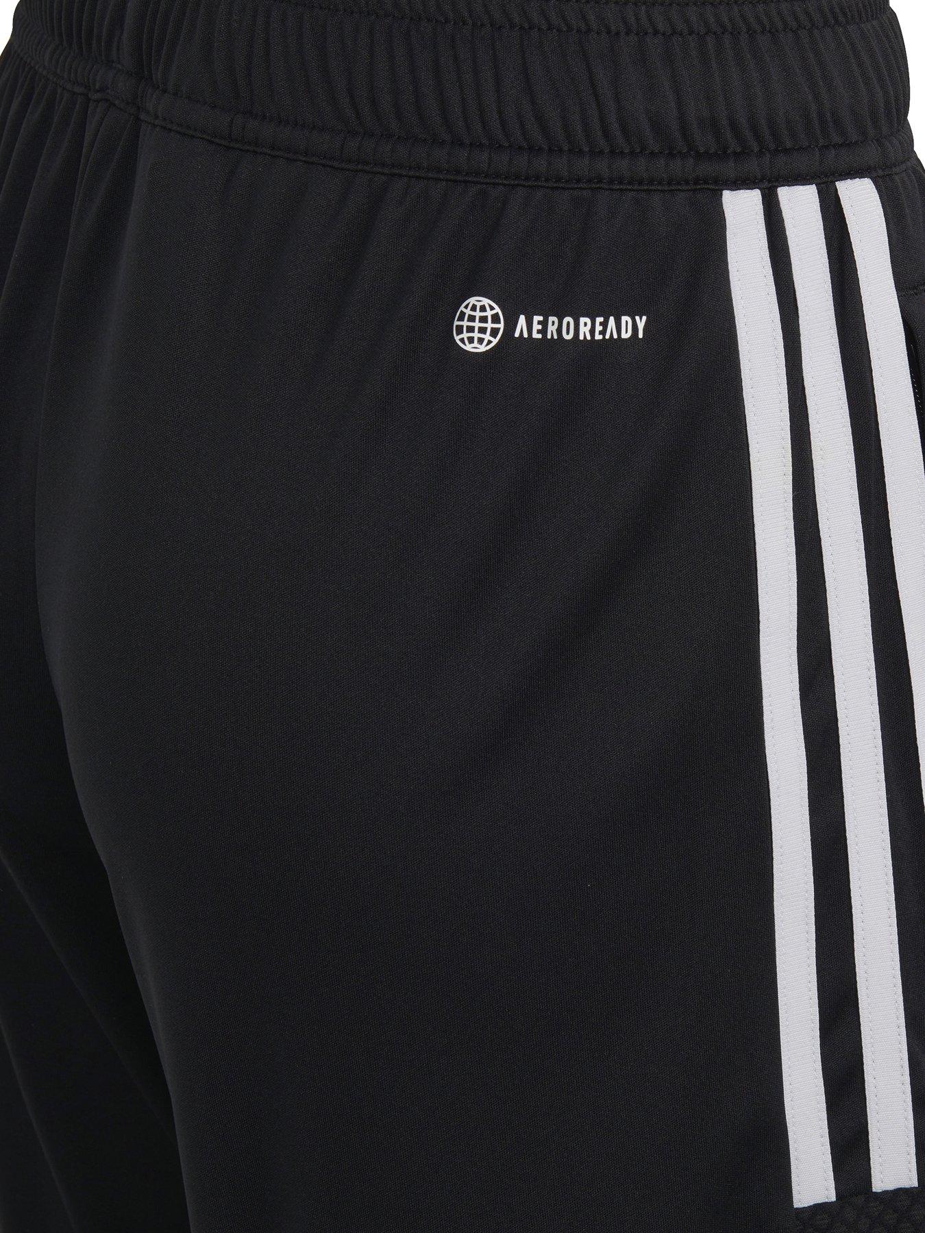 adidas-youth-tiro-23-shorts-blackoutfit