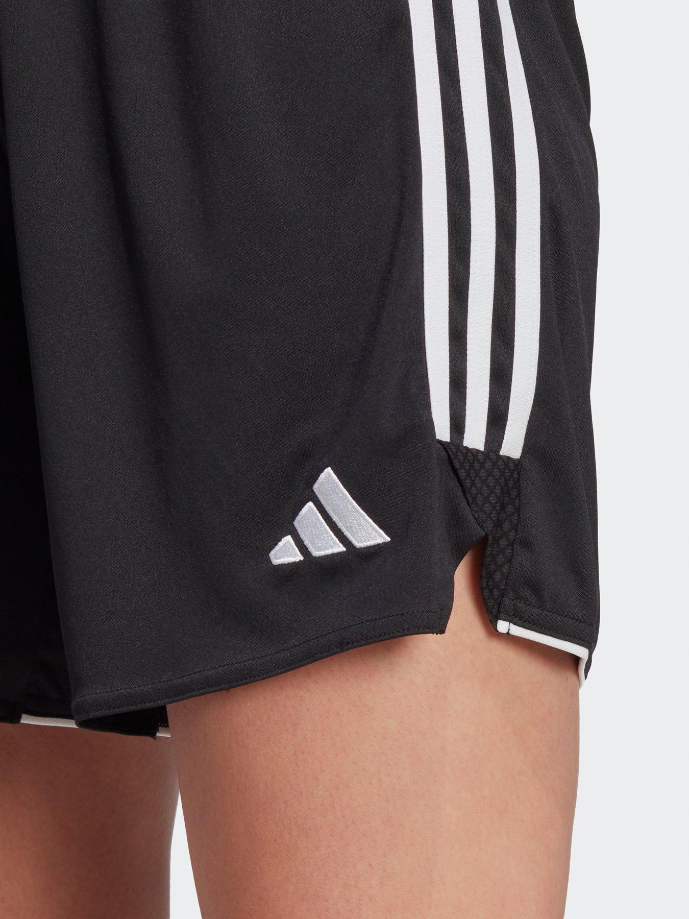 adidas-womens-tiro-23-short-blackoutfit