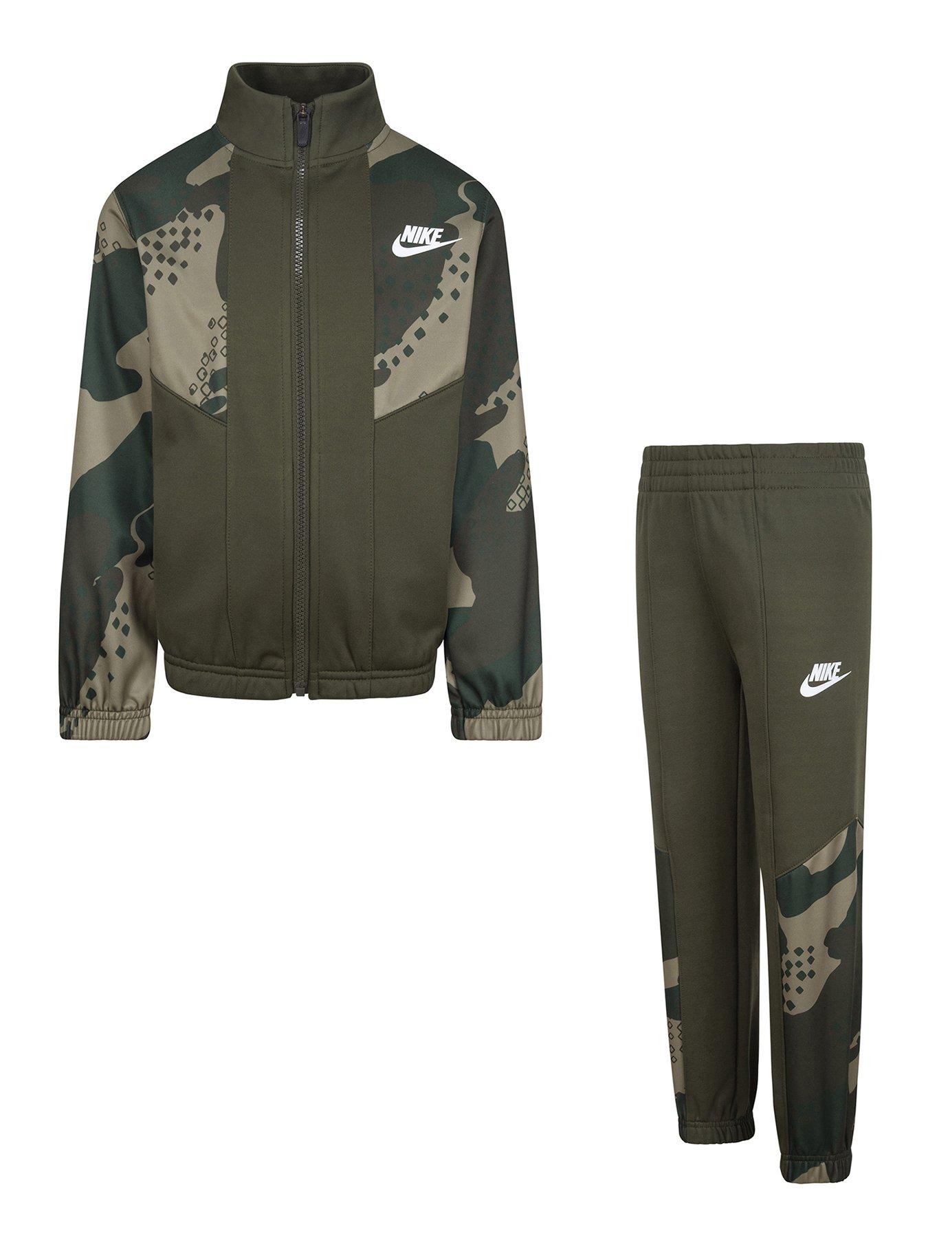 Nike camo tracksuit on sale kids