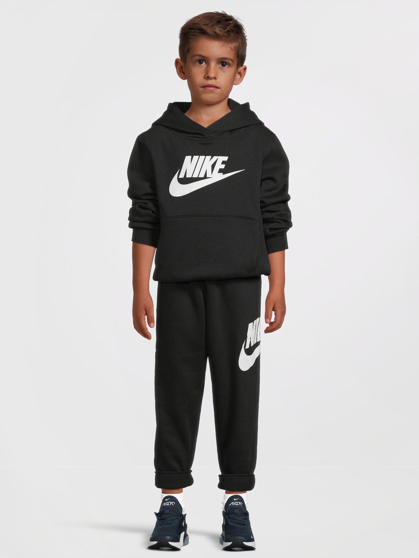 Black nike sweatpants outfit clearance