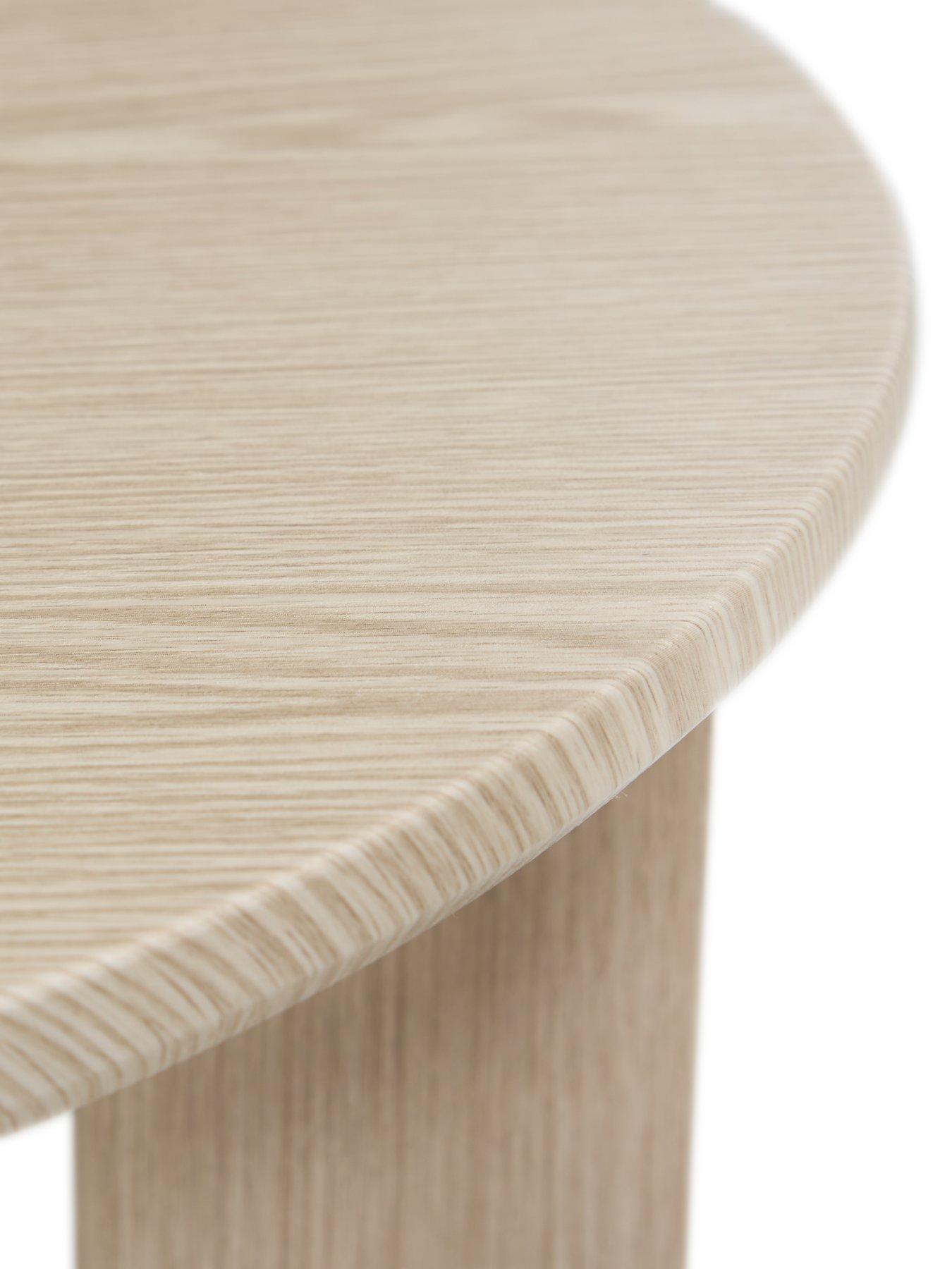 very-home-marcel-round-side-table-oakdetail