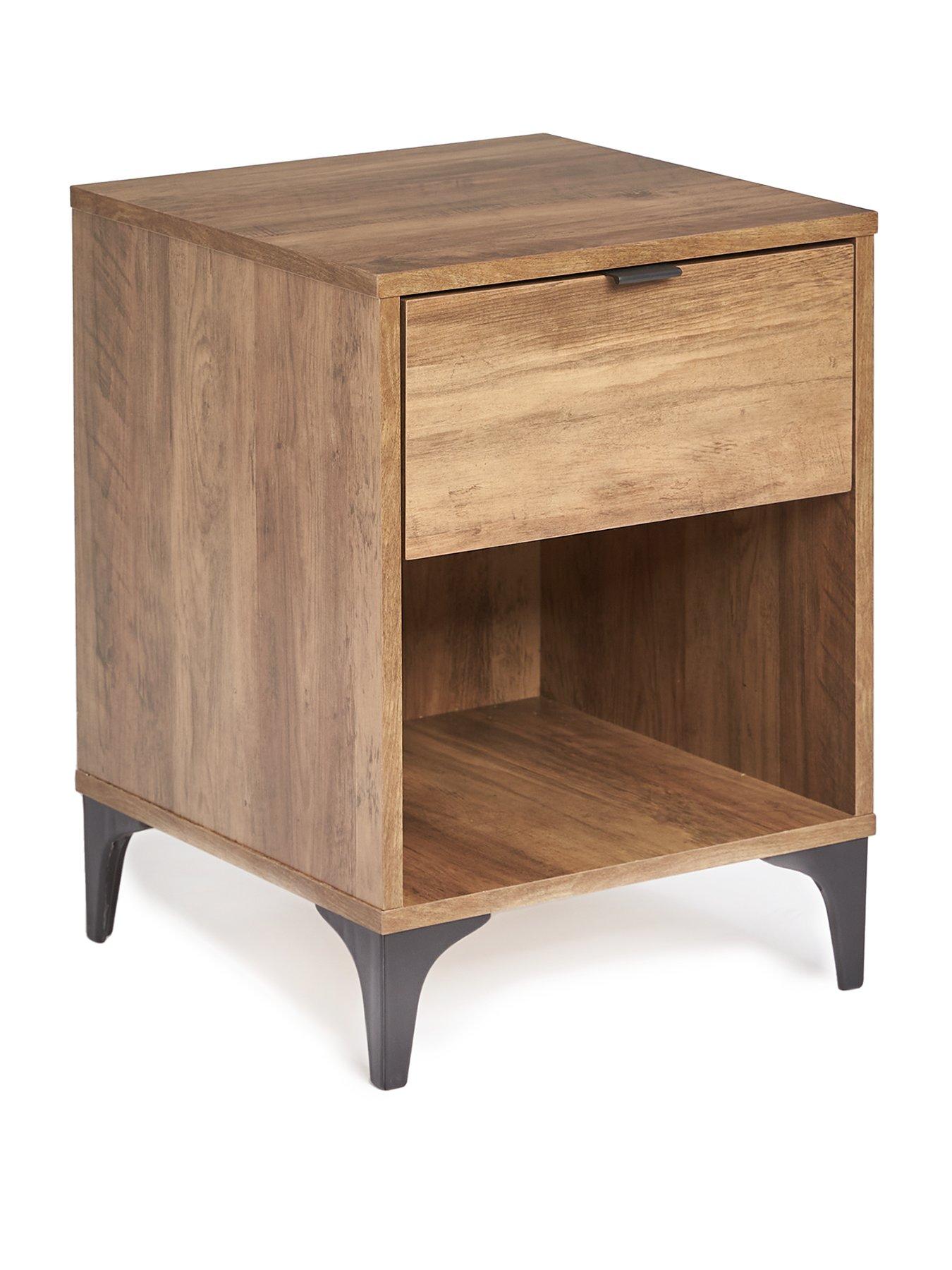 very-home-wakefield-side-table-dark-oakback