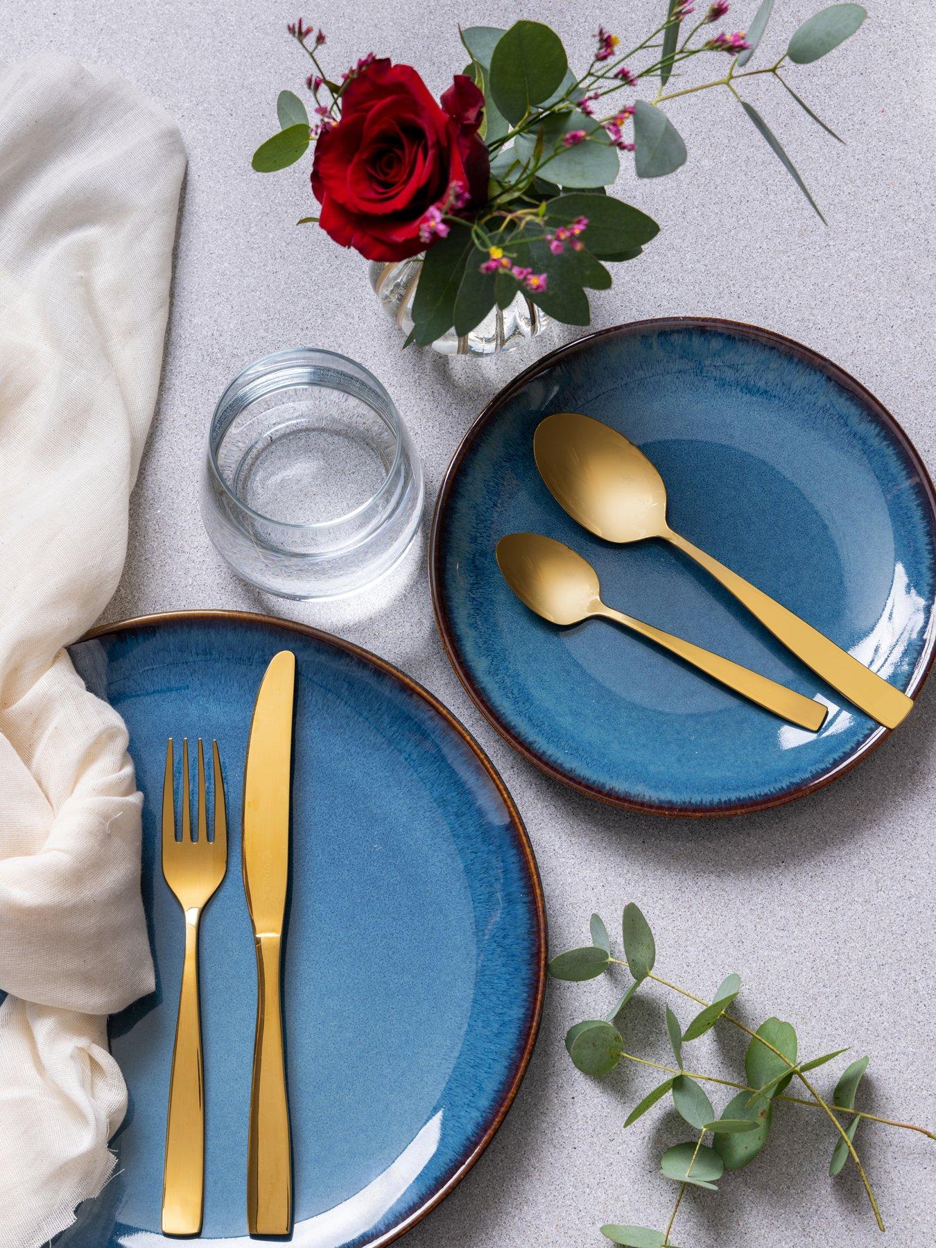 mason-cash-reactive-set-of-4-dinner-plates-ndash-blueoutfit