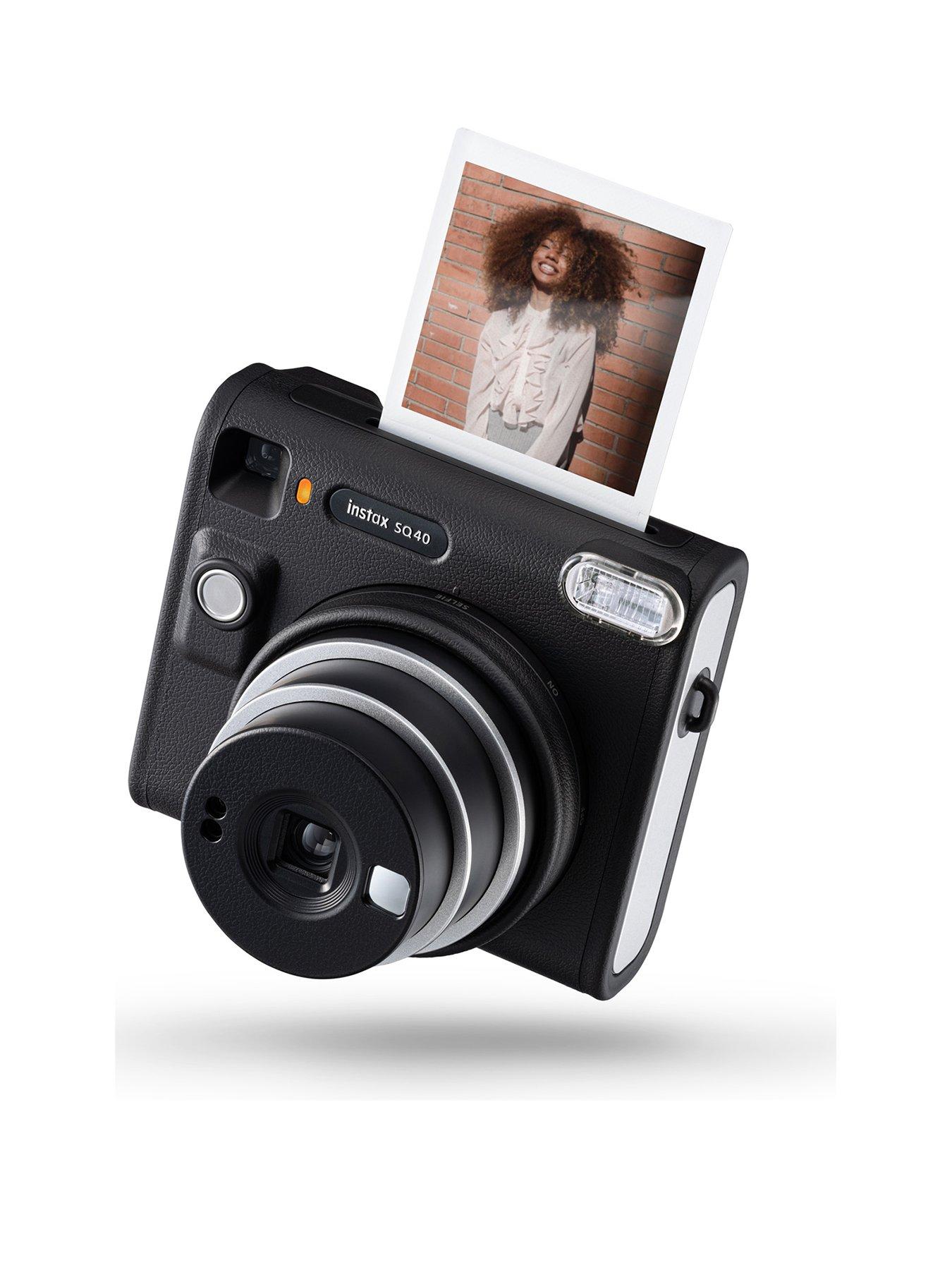 fujifilm-instax-fujifilm-instax-square-sq40-instant-camera-blackstillFront