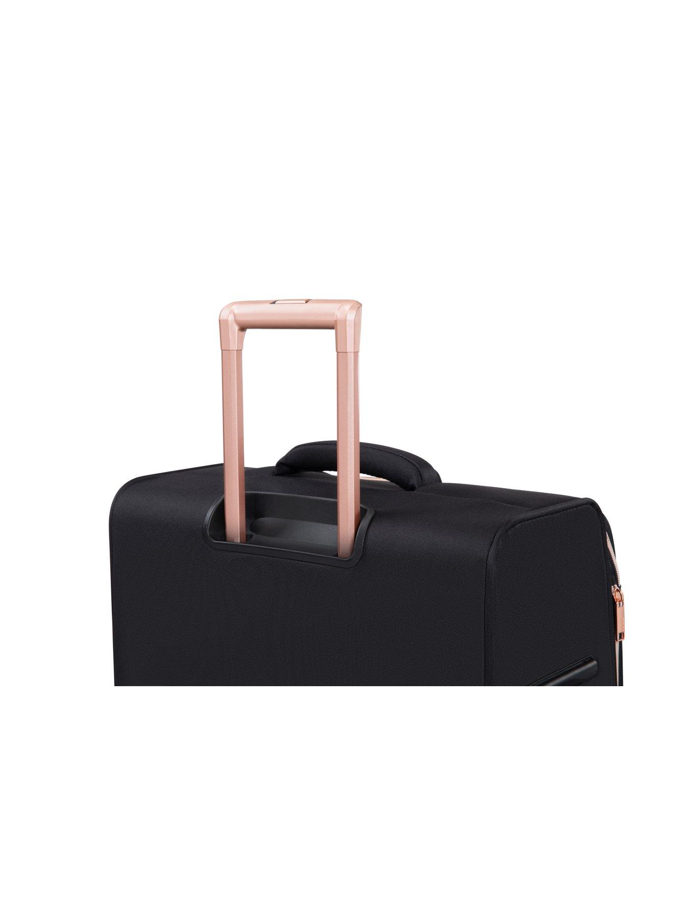 Image 6 of 7 of it Luggage Divinity Black Medium Suitcase with TSA Lock