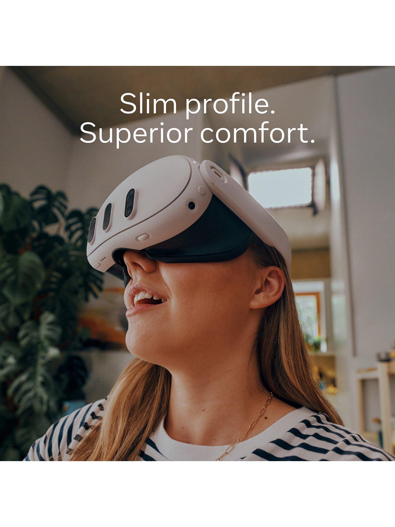 Image 3 of 7 of Meta Quest 3 512GB&nbsp;-&nbsp;Ultimate mixed reality experiences -&nbsp;All-in-One headset with controllers, 4K resolution + Infinite display
