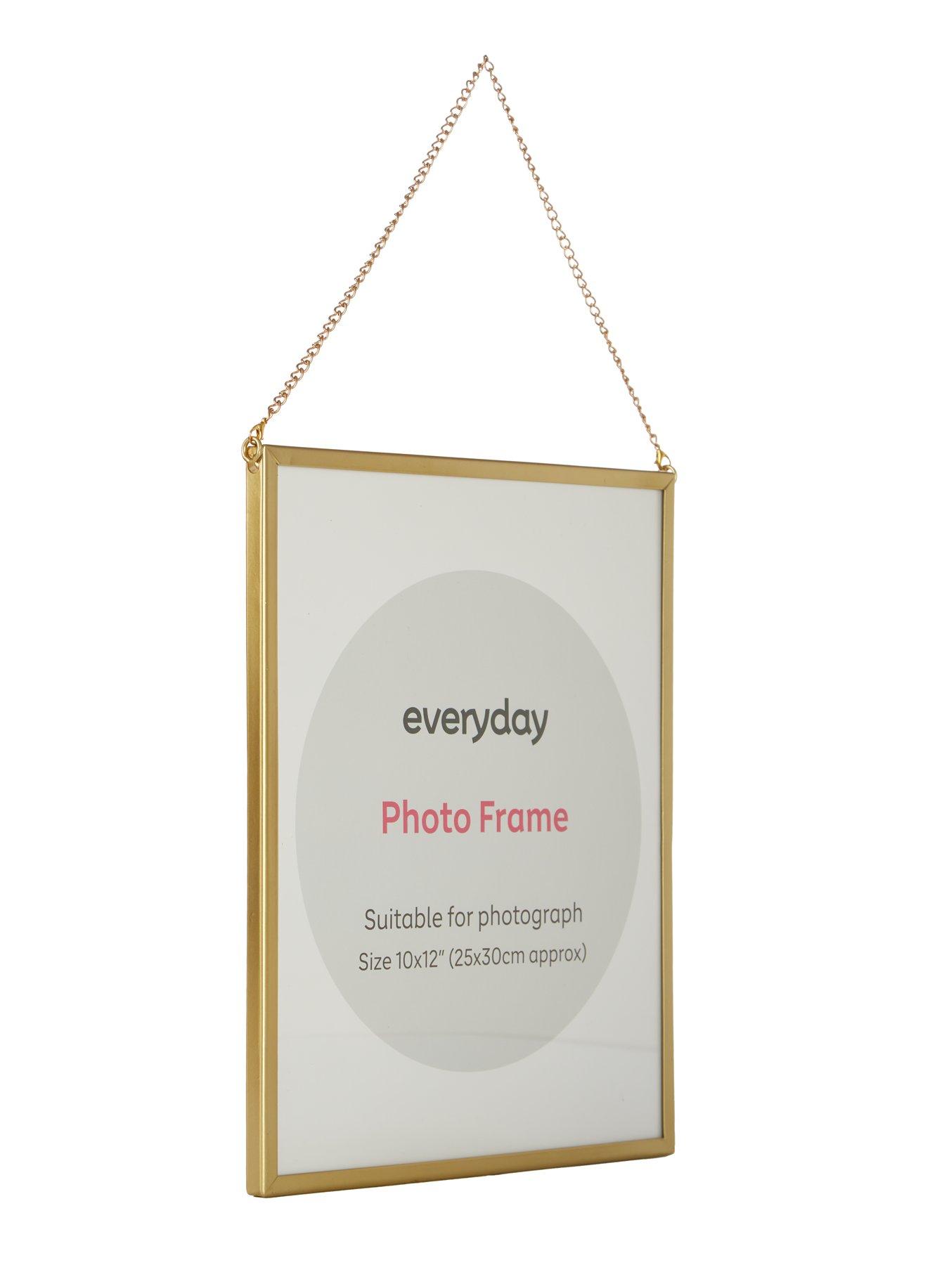 everyday-photo-frame-in-gold-ndash-25-x-30-cm-approxback