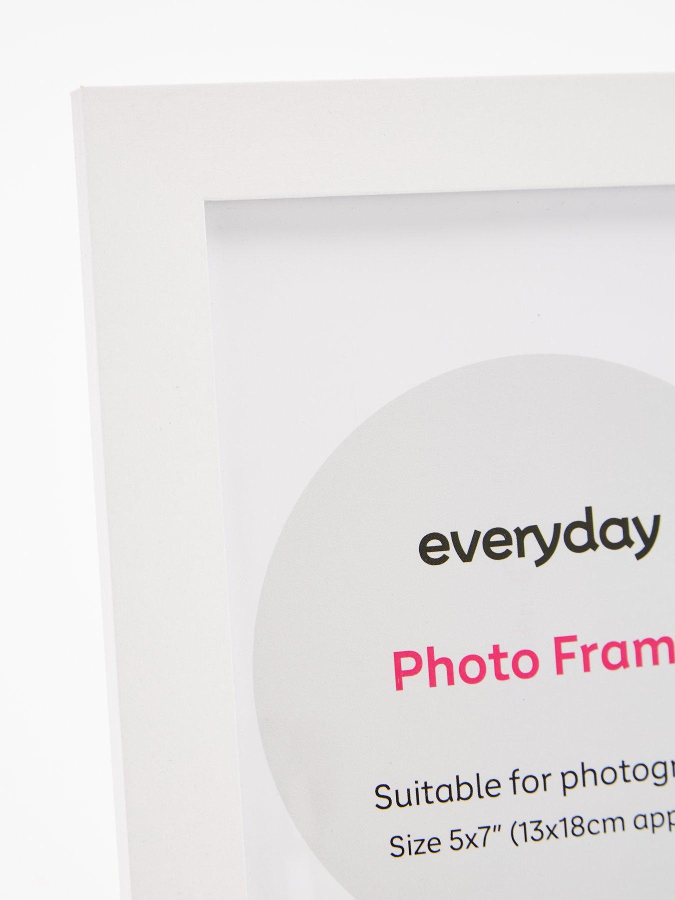 everyday-set-of-2-photo-frames-5-x-7-inch-whitedetail