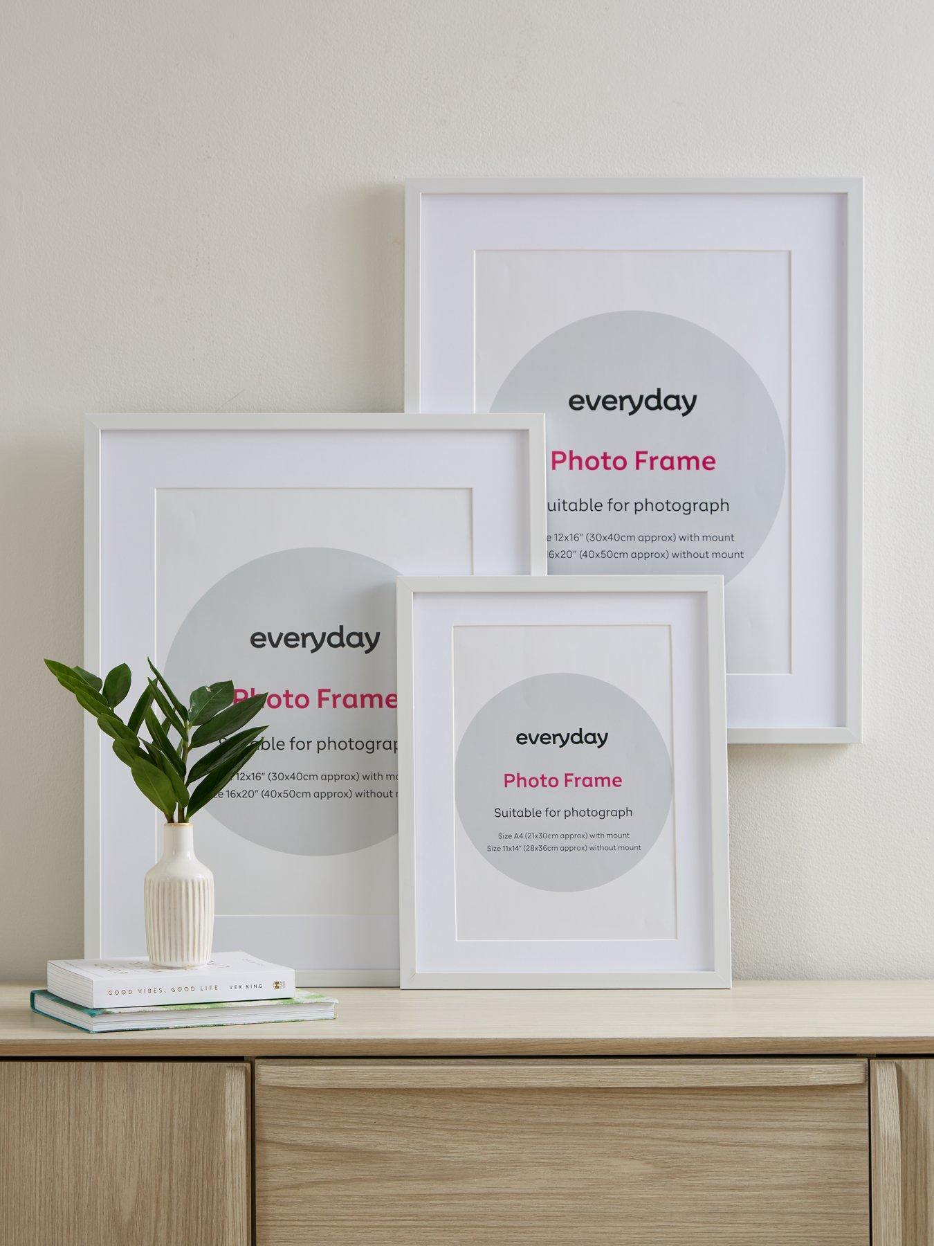 undefined Set of 3 Photo Frames - White