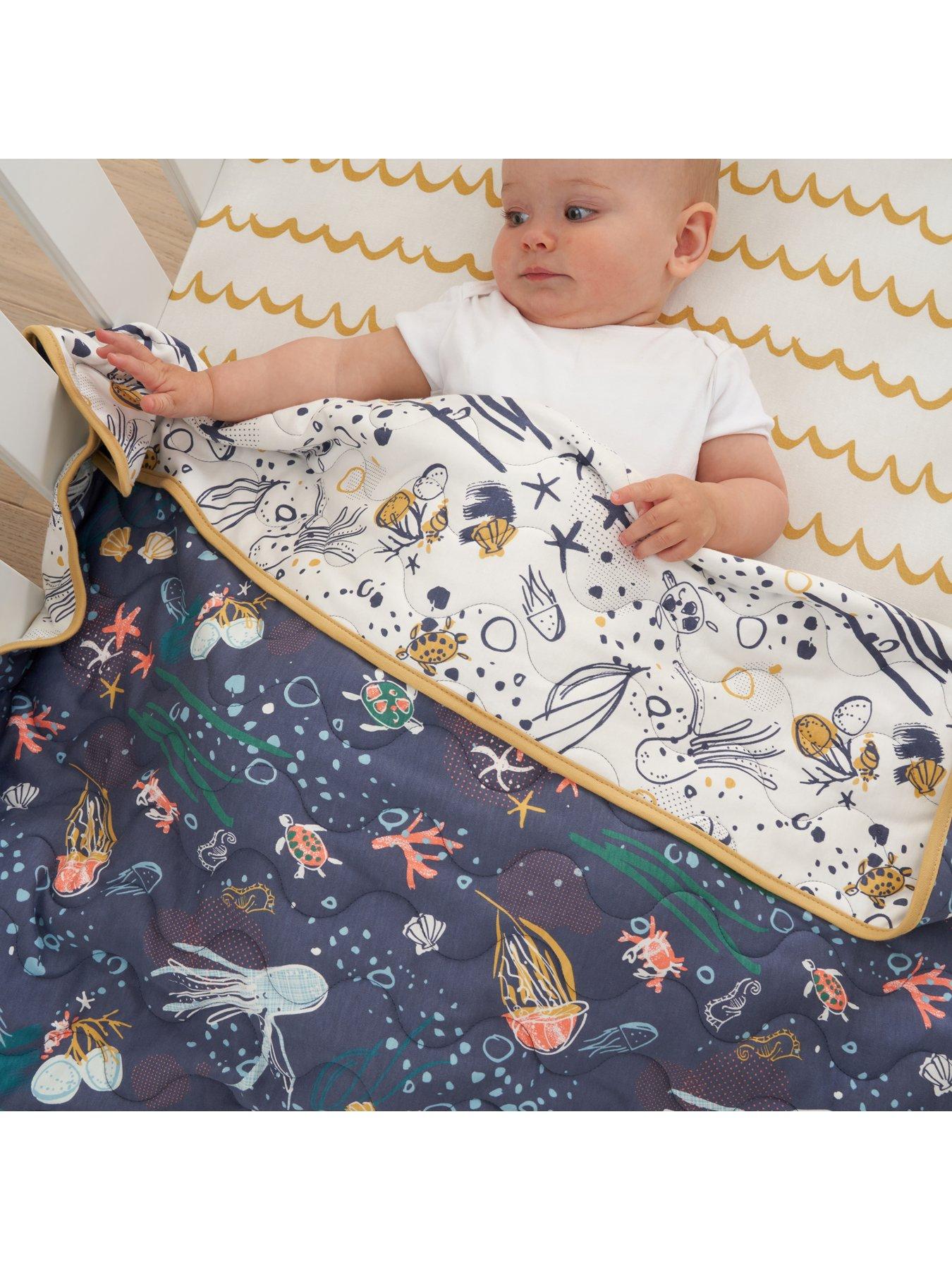 tutti-bambini-cotcot-bed-coverlet-our-planet