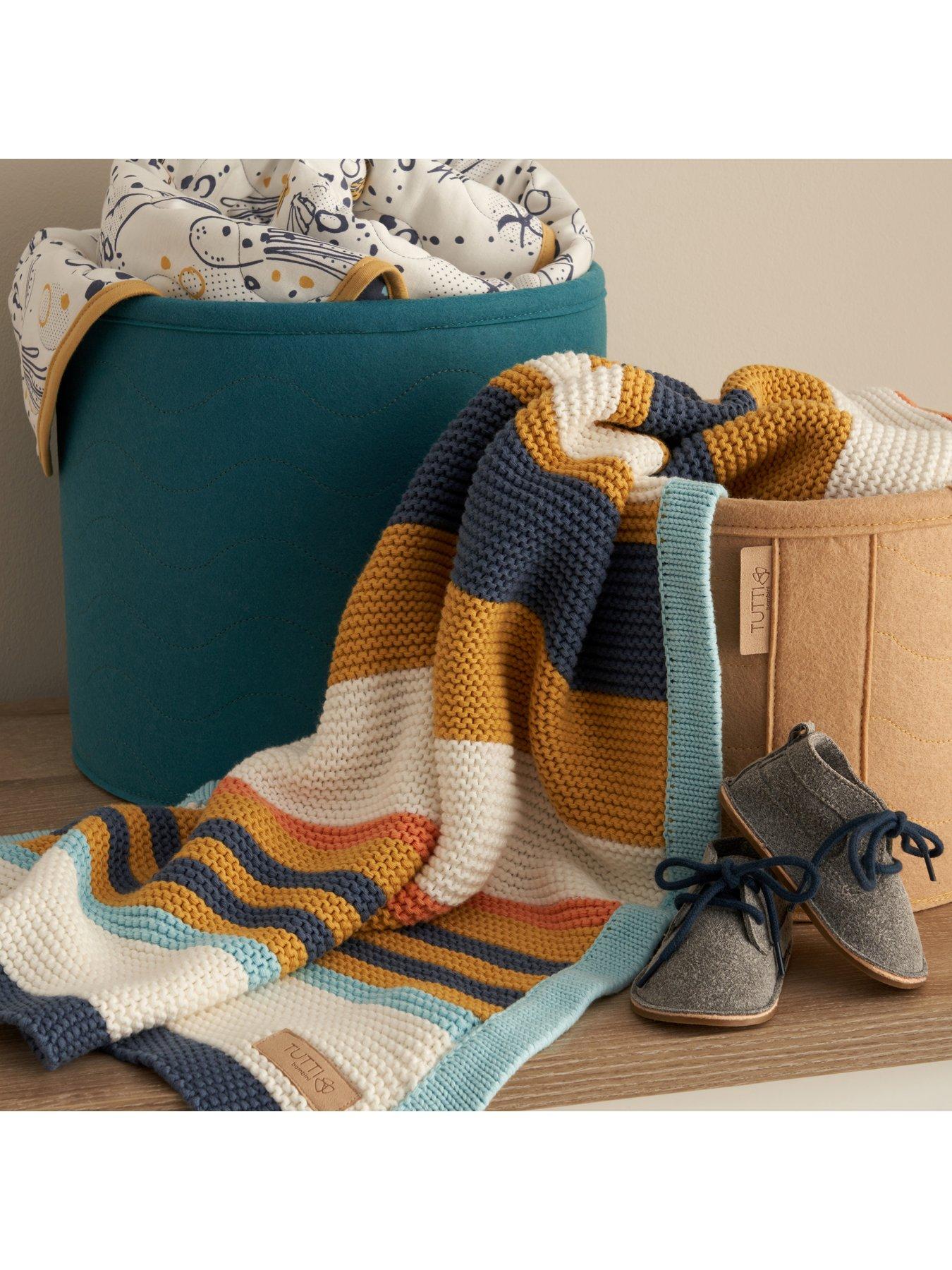 tutti-bambini-chunky-striped-knitted-baby-blanket-our-planet-multifront