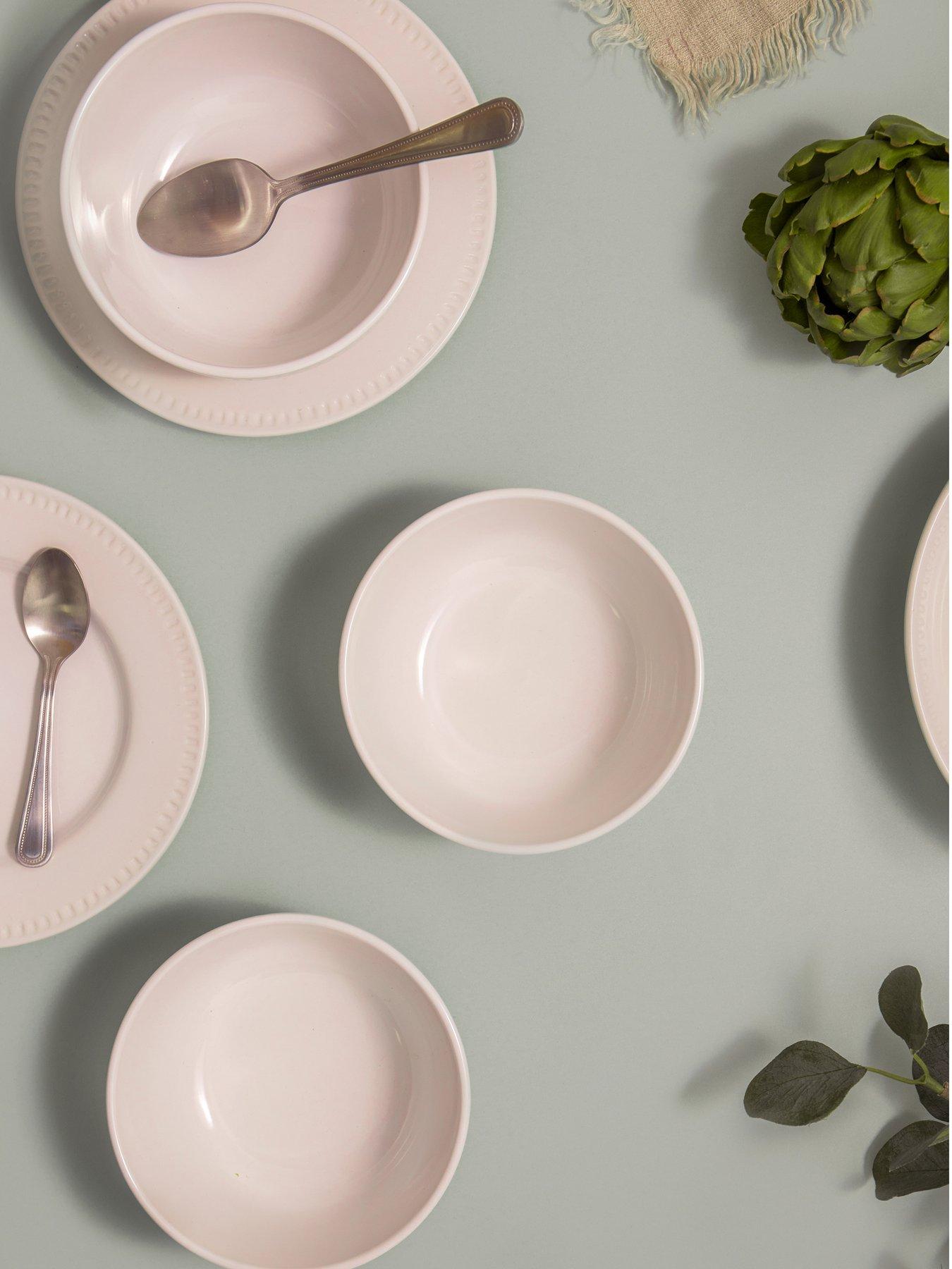 mikasa-cranborne-set-of-4-cream-stoneware-cereal-bowlsoutfit