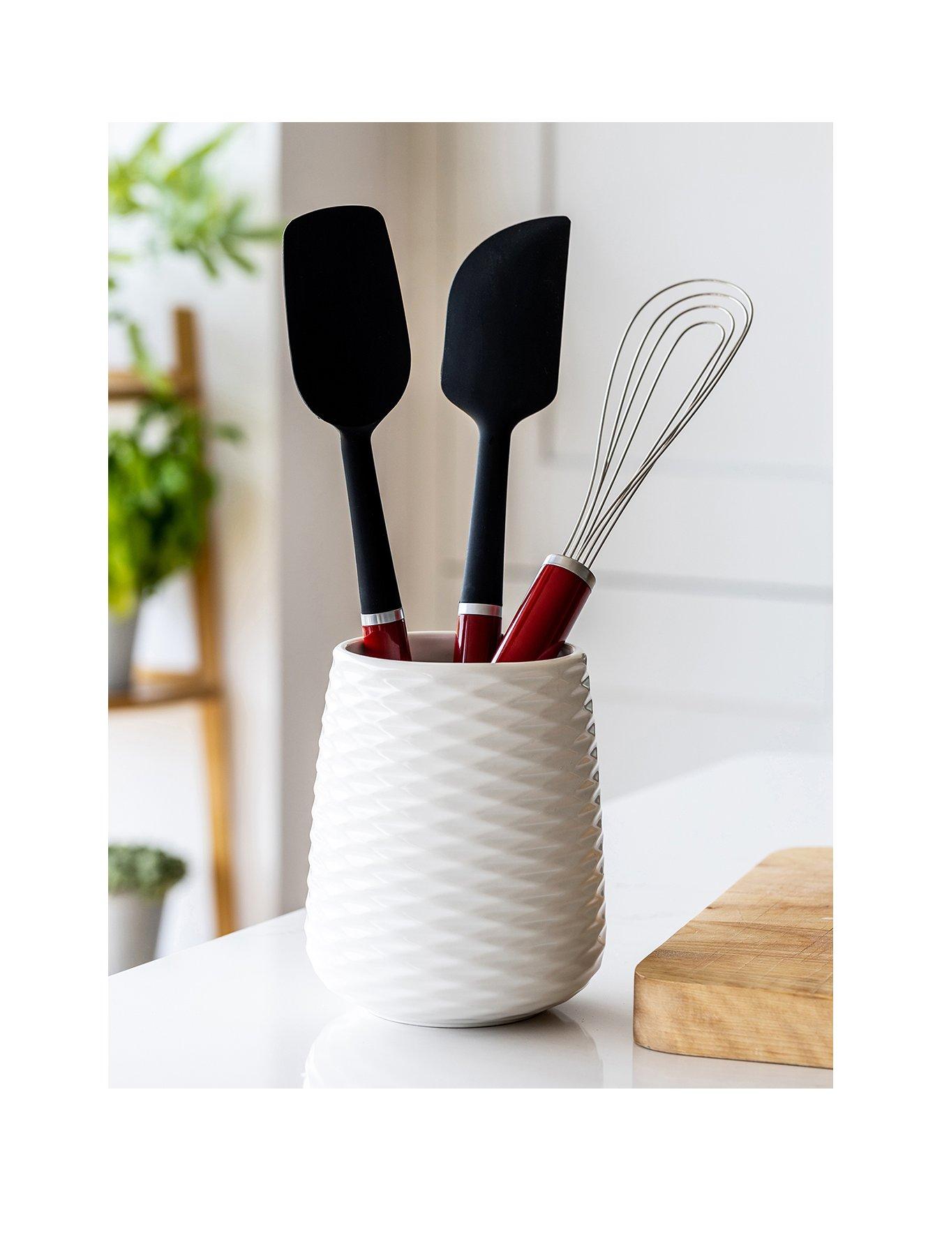 kitchenaid-2-piece-spatula-set-in-empire-redfront