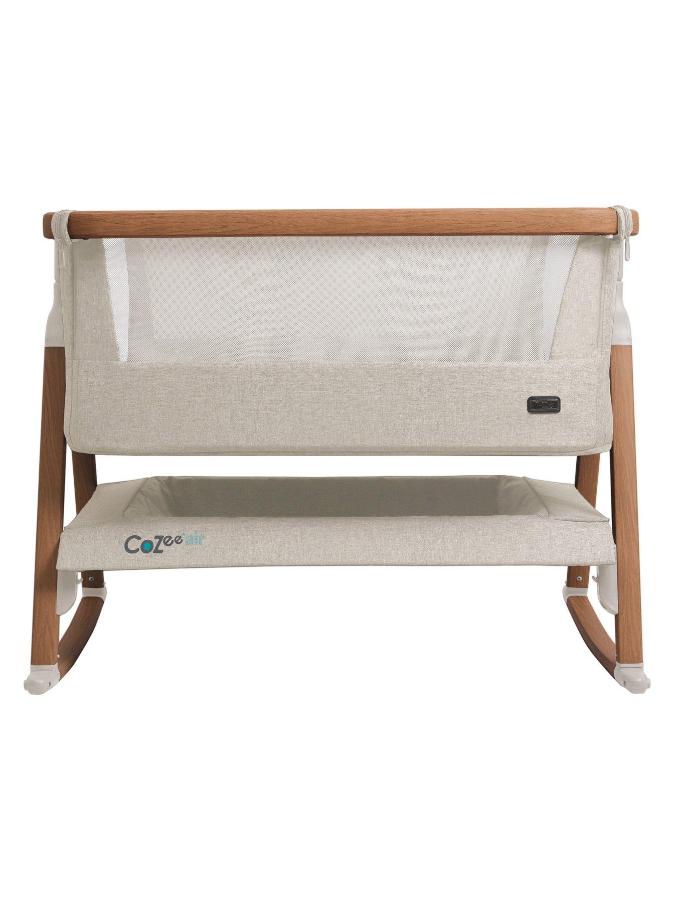 tutti-bambini-cozee-air-bedside-crib-scandinavian-walnutecruoutfit