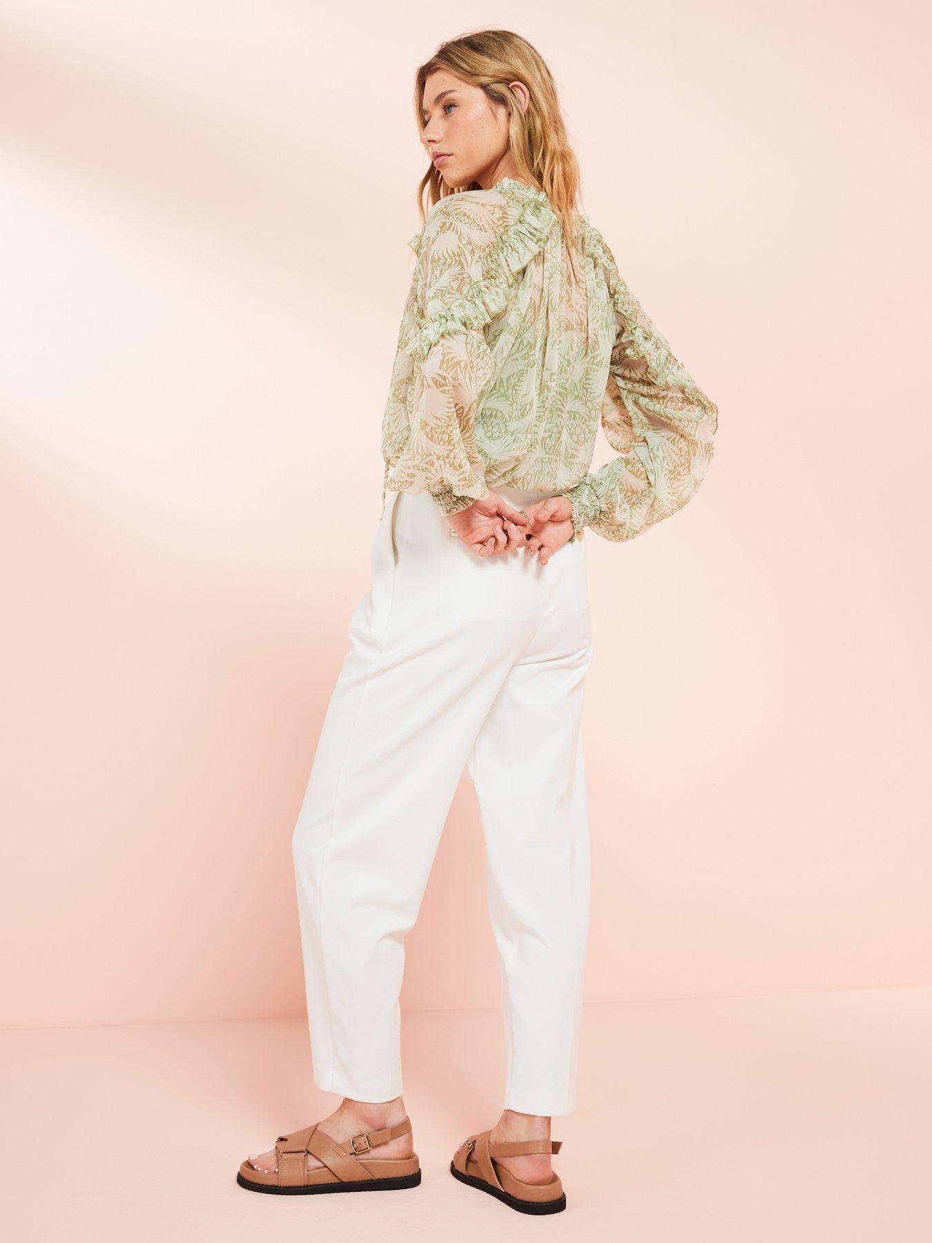 v-by-very-long-sleeve-crinkle-chiffon-ruffle-v-neck-blouseback