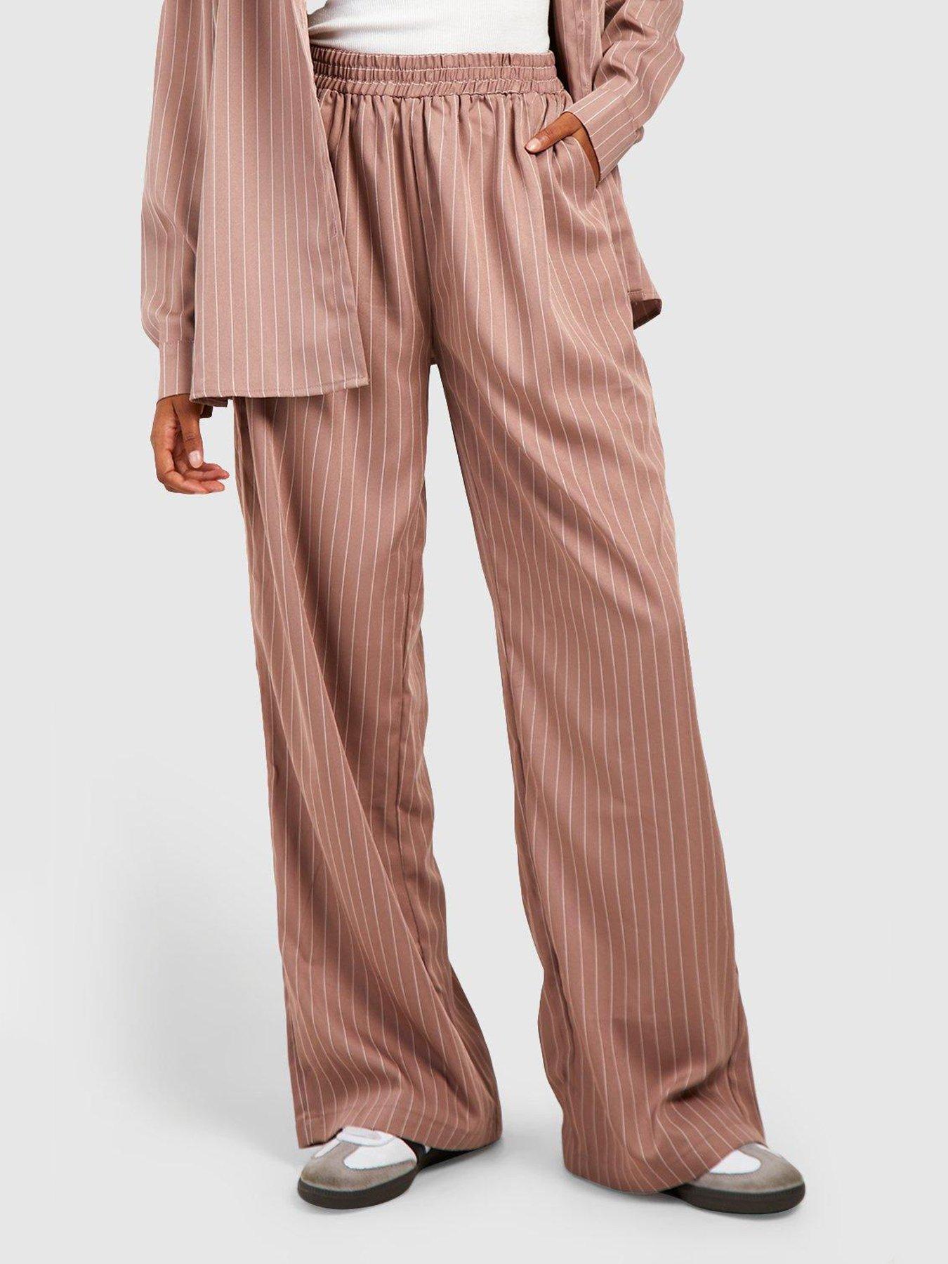 boohoo-pinstripe-straight-leg-trousers-blushoutfit