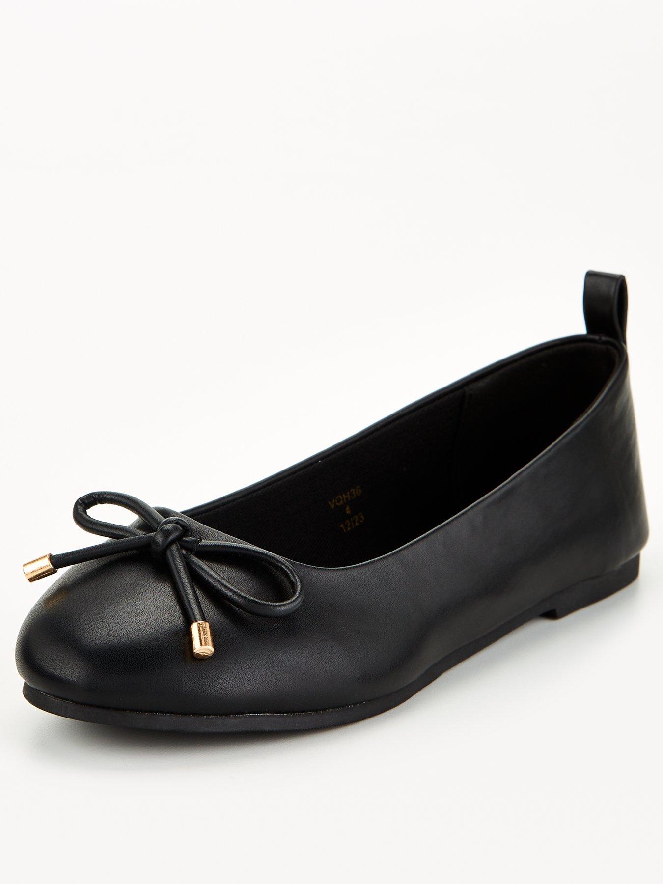 Everyday Round Toe Ballerina - Black