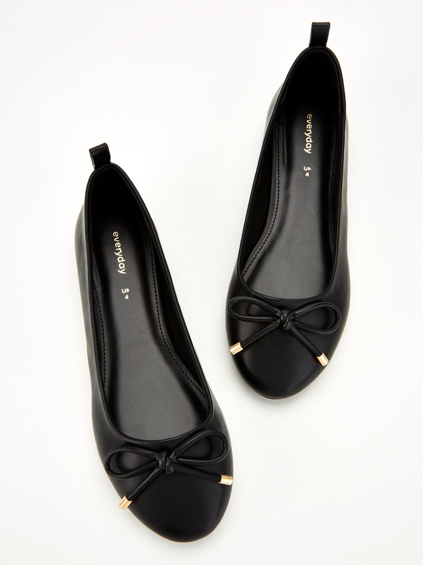 everyday-wide-fit-round-toe-ballerina-blackoutfit