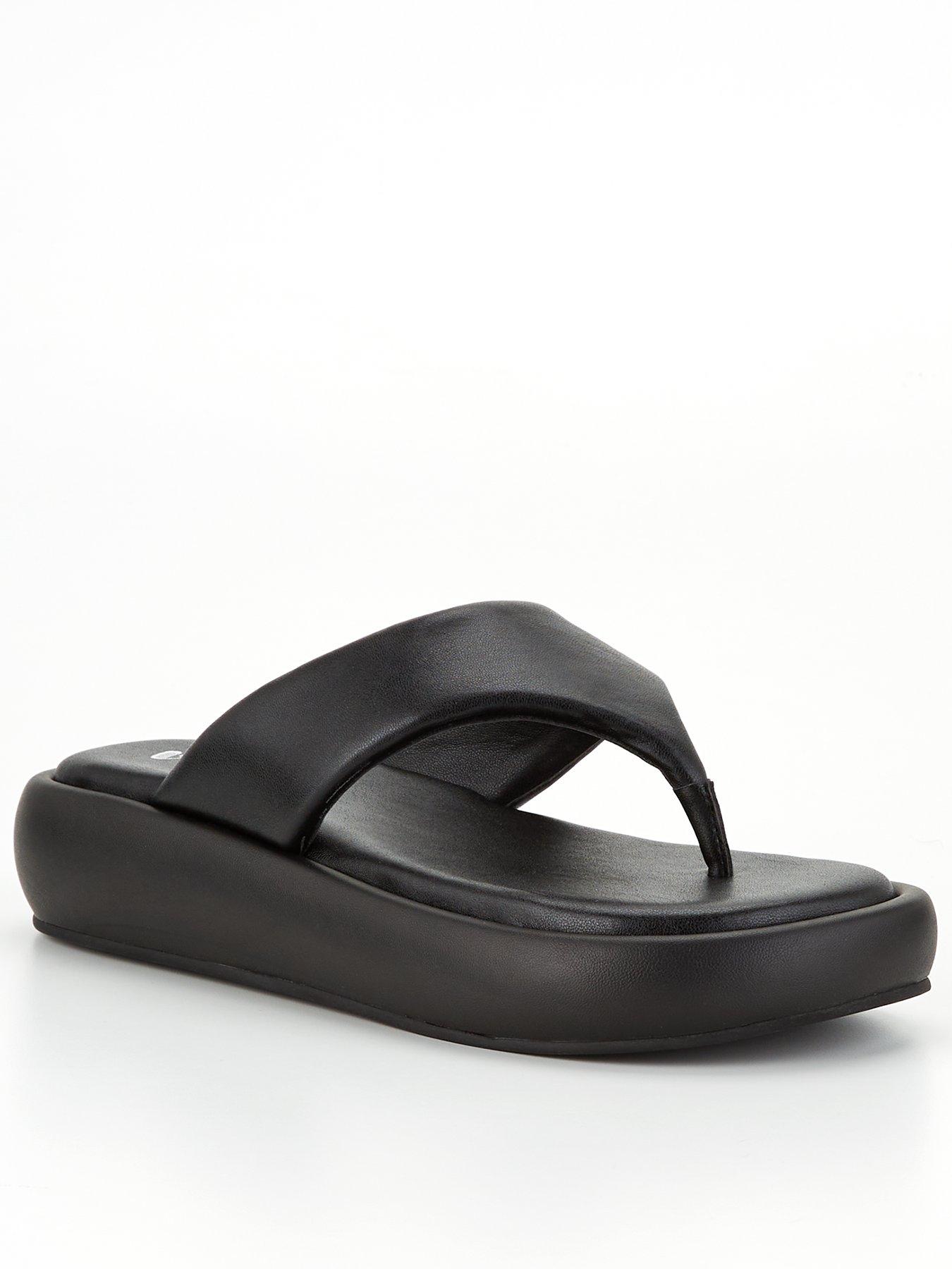 v-by-very-toepost-flatform-sandal-black