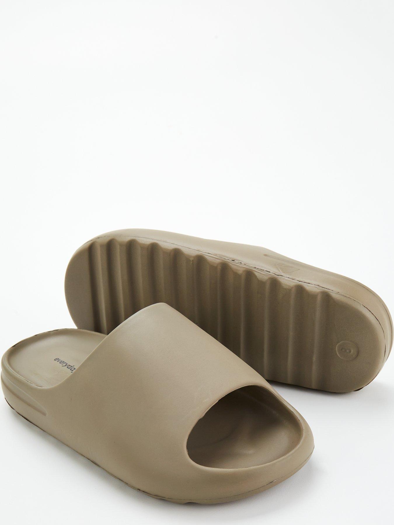 everyday-slider-sandal-greendetail