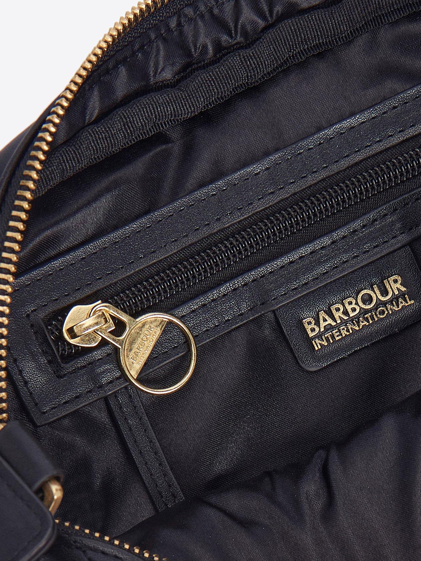 barbour-international-quilted-sloane-crossbody-bag-blackoutfit