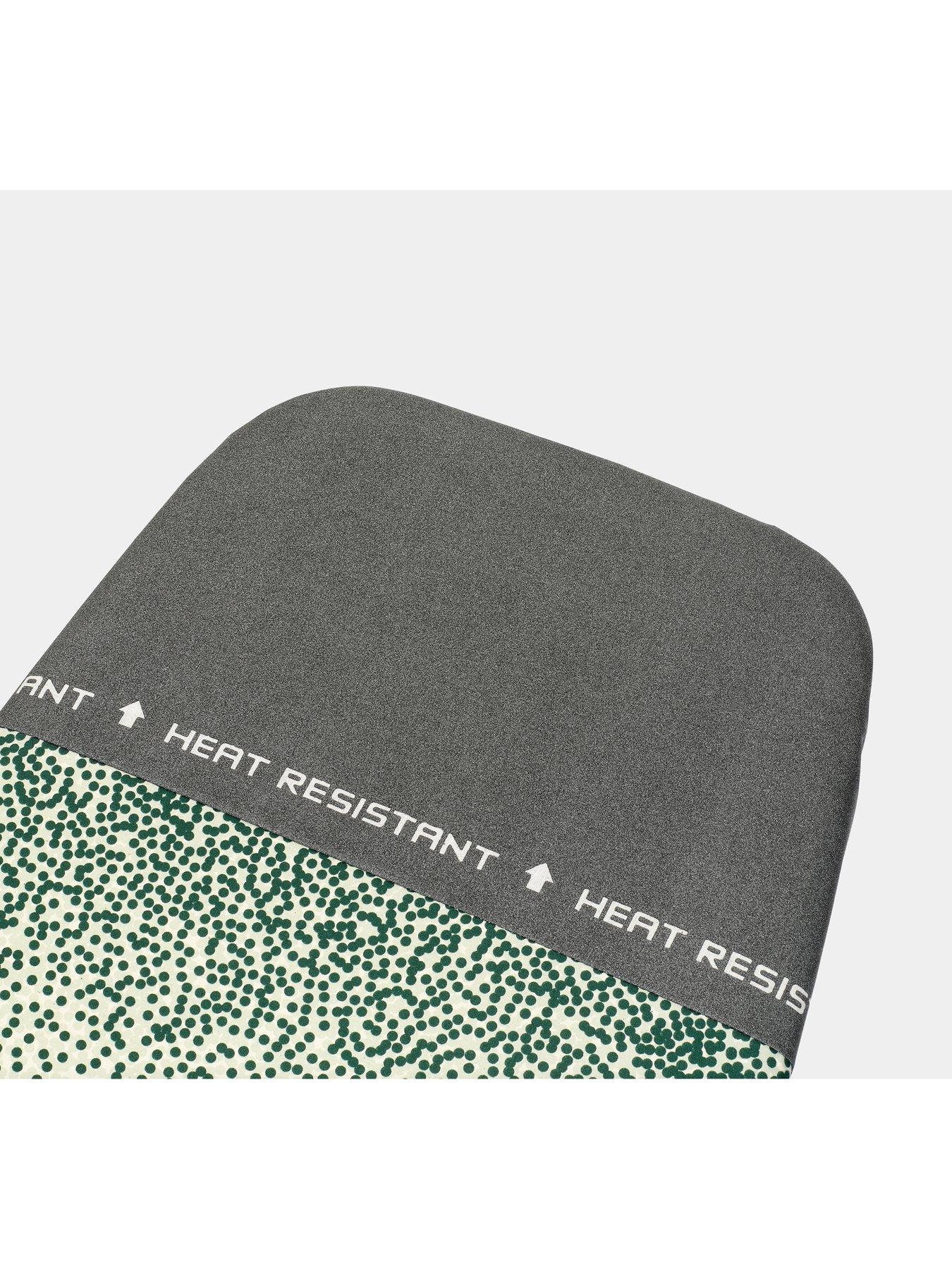 brabantia-new-dawn-extra-wide-ironing-board-doutfit
