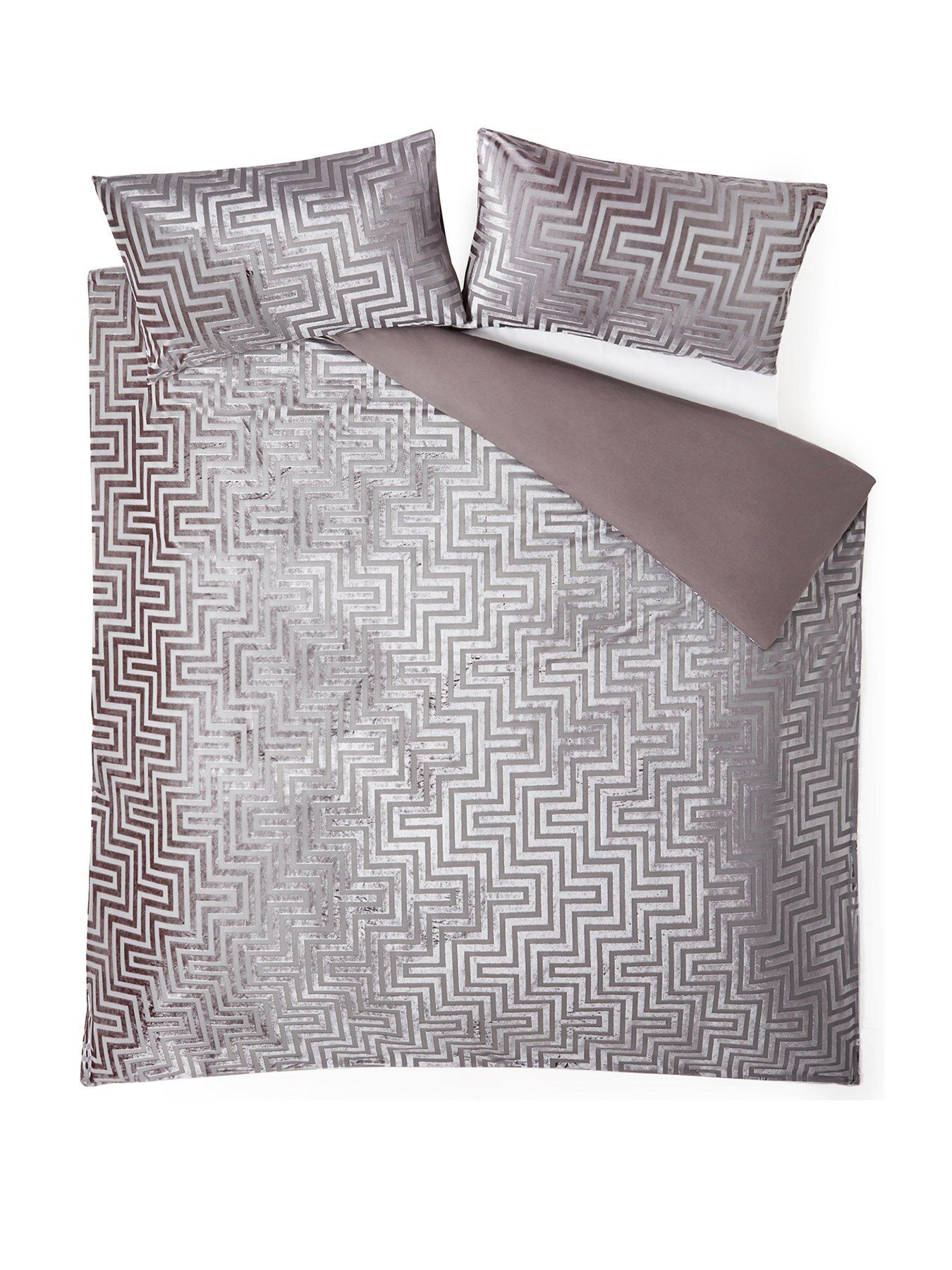 very-home-greek-key-velvet-duvet-cover-set-charcoalstillFront