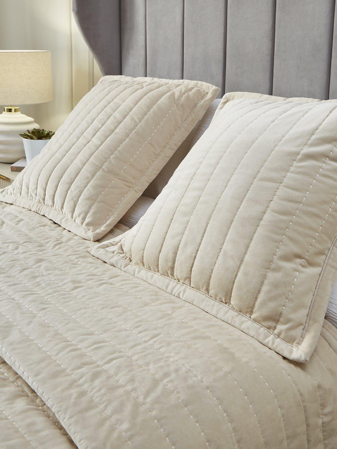 the-very-collection-cotton-velvet-stitch-embroidered-pillowsham-pair