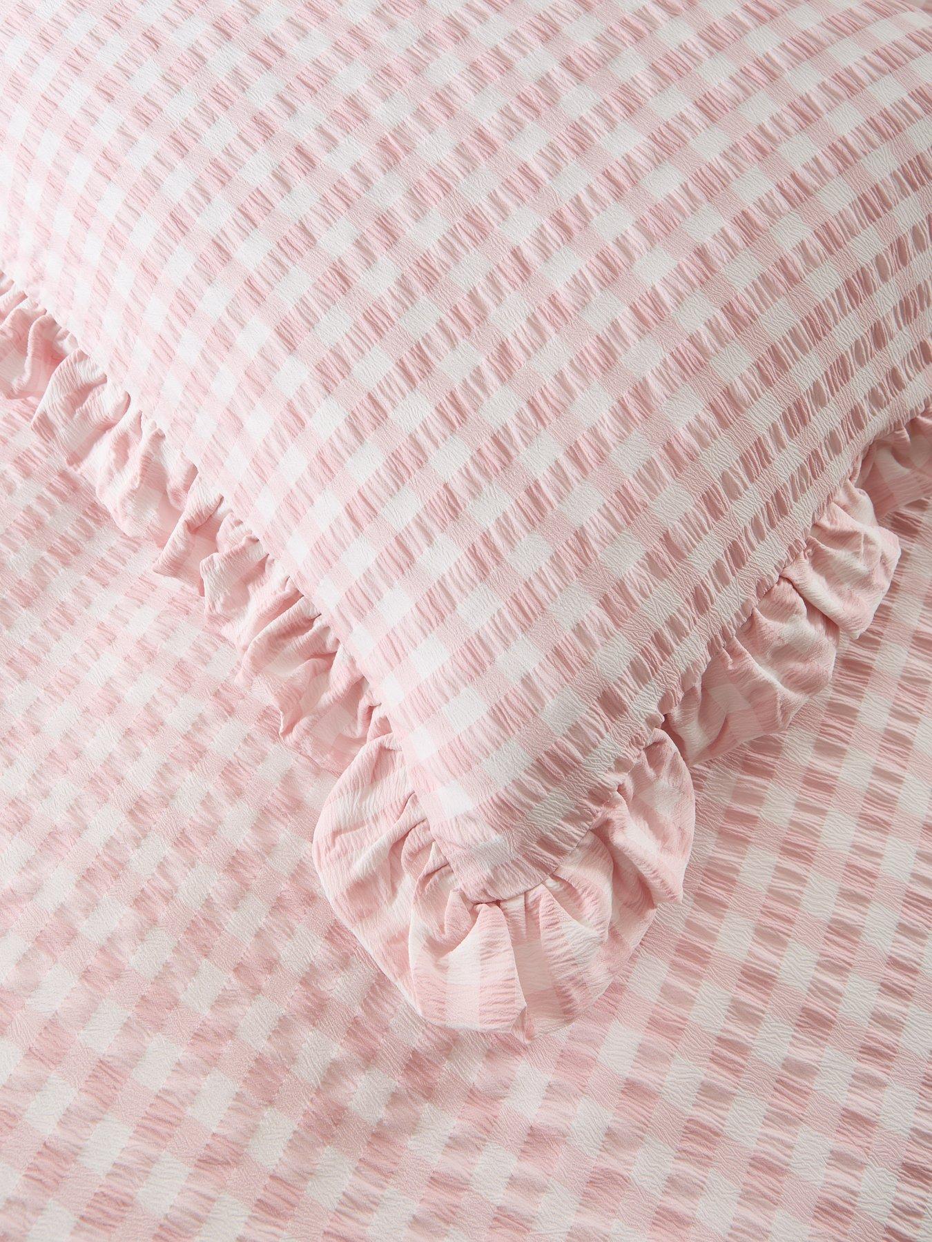 very-home-gingham-seersucker-duvet-cover-setback