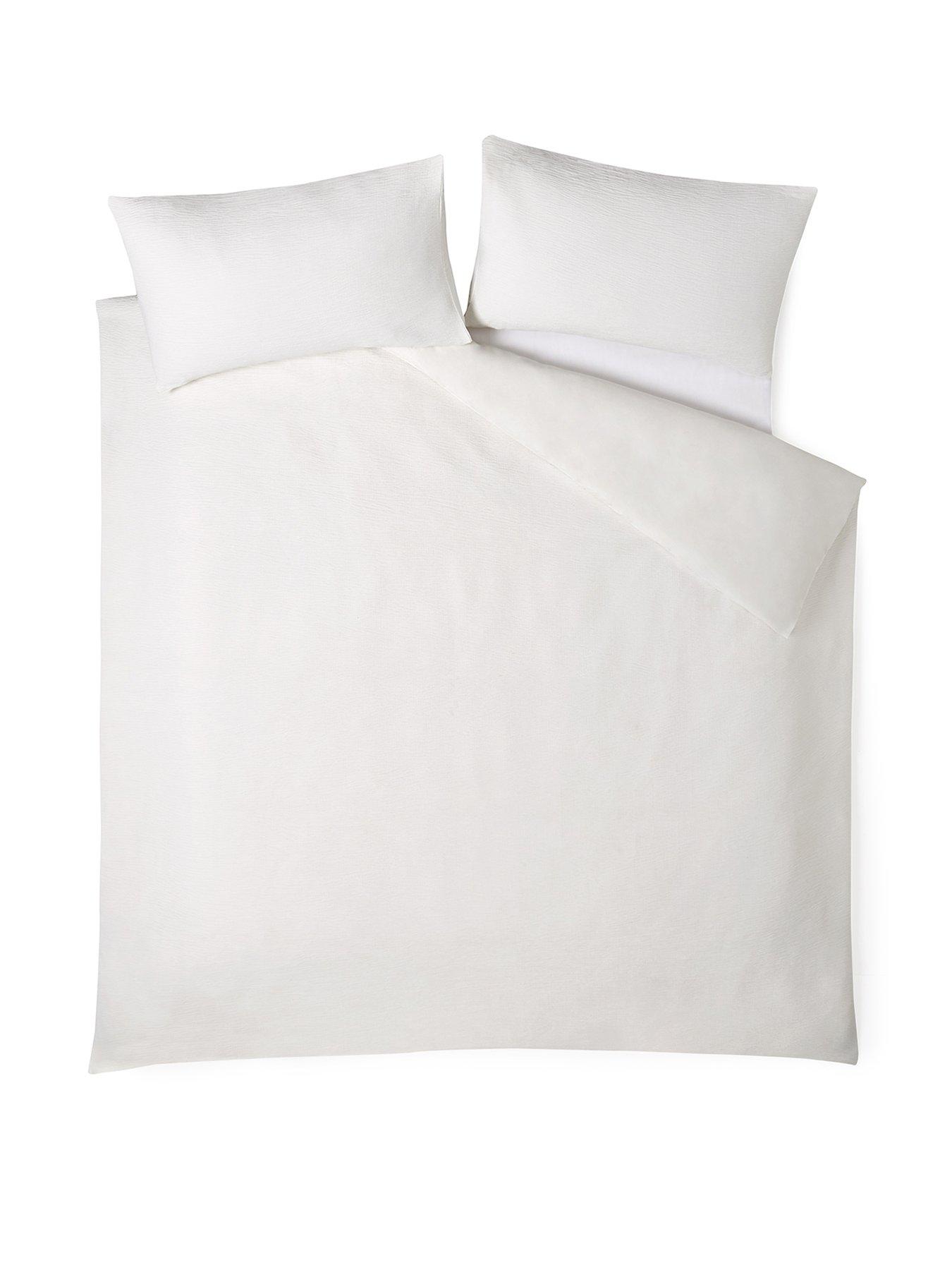 very-home-crinkle-textured-duvet-cover-set-whitestillFront