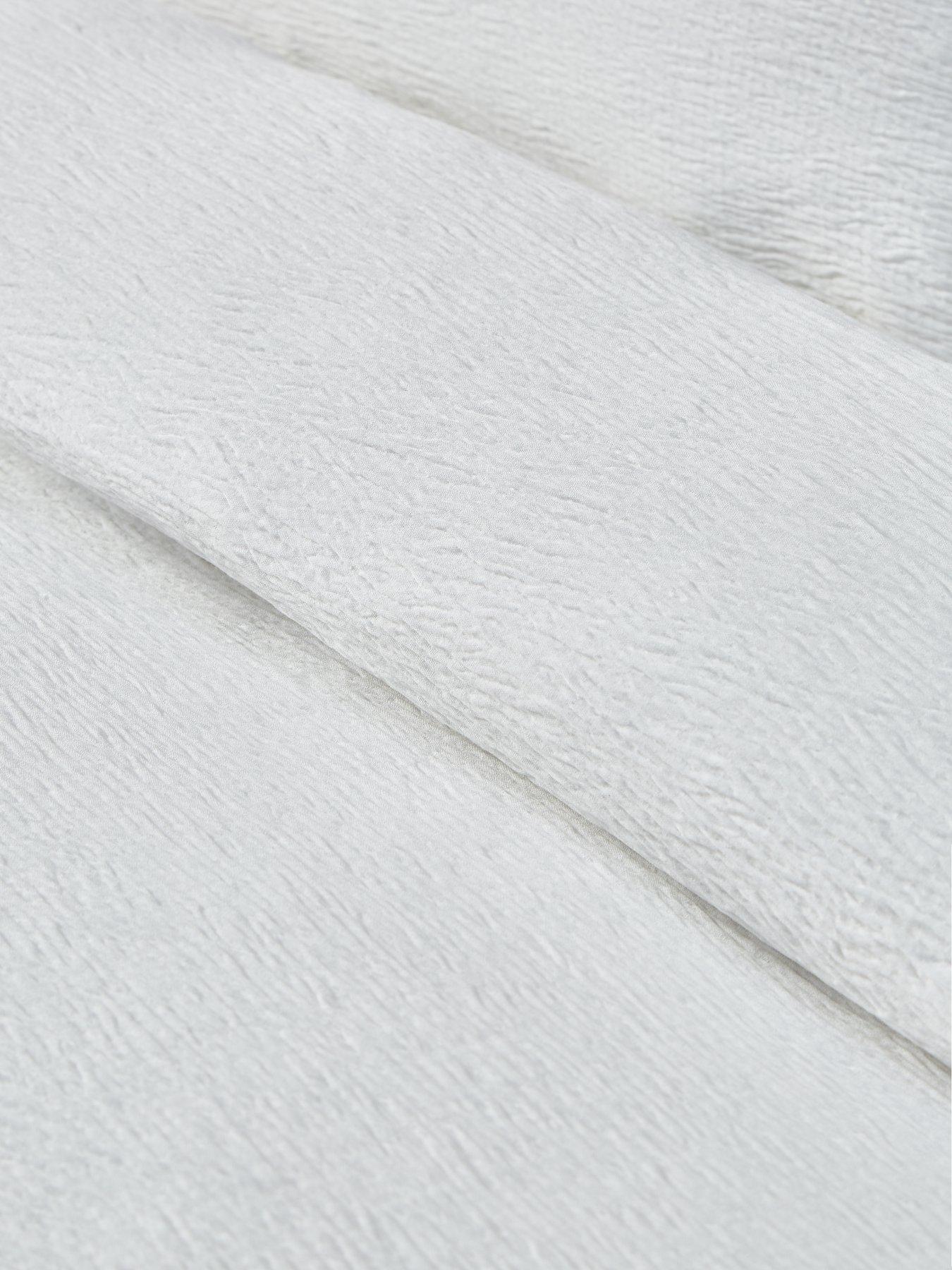 very-home-crinkle-textured-duvet-cover-set-whiteoutfit