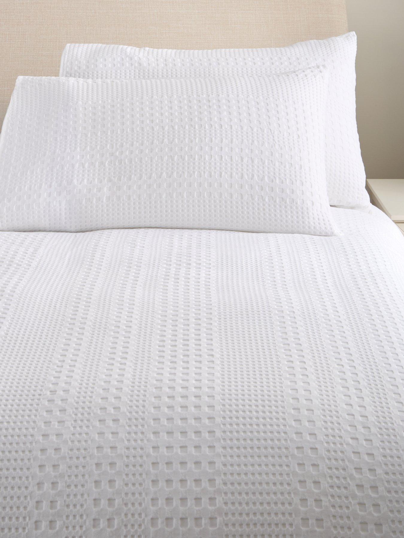 very-home-waffle-stripe-duvet-cover-set-whiteback