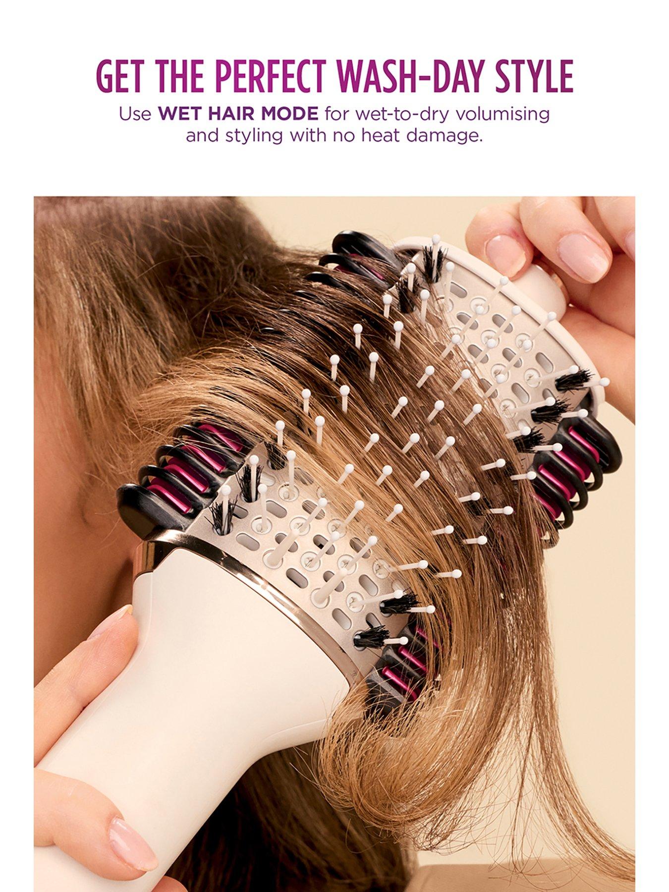 Image 5 of 7 of Shark SmoothStyle Heated Brush &amp; Smoothing Comb with Storage Bag [HT212UK]