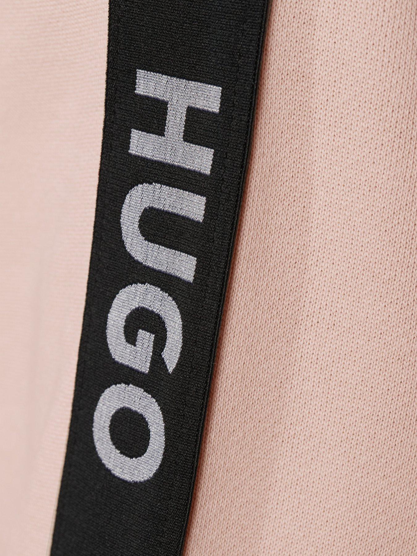 hugo-sporty-logo-hoodie-light-pinkdetail