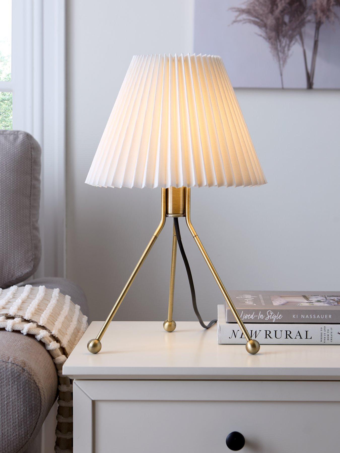 undefined Ball Foot Tripod Table Lamp