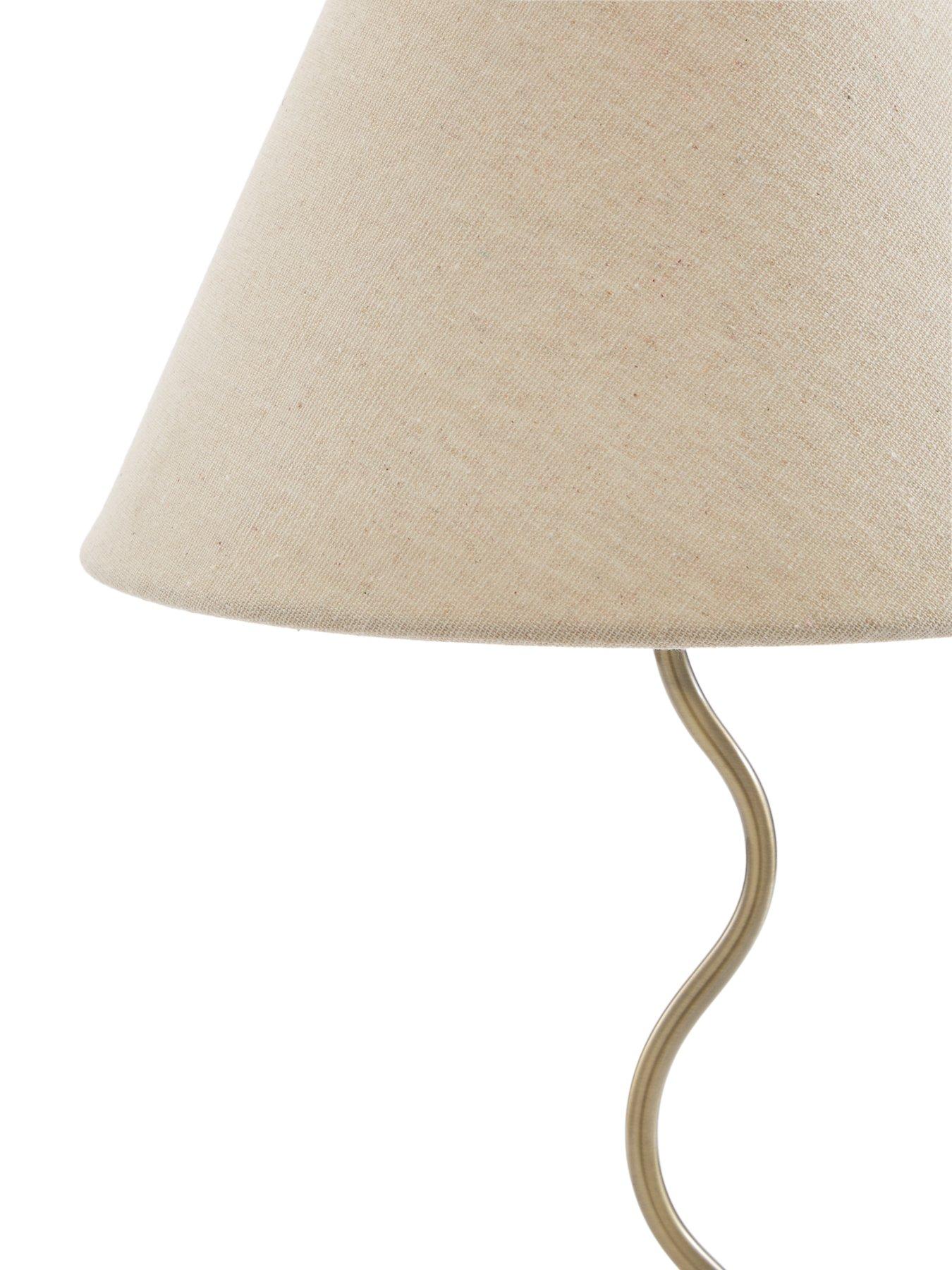 the-very-collection-wiggle-table-lampoutfit