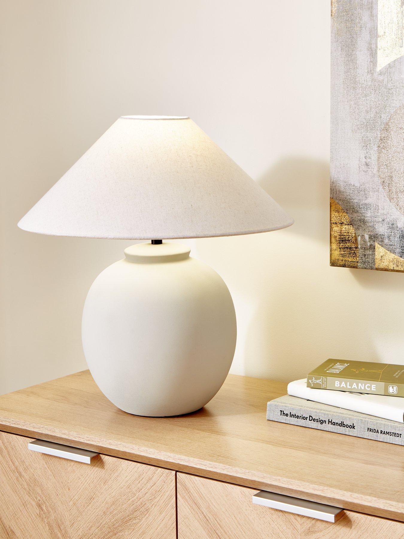 very-home-concrete-table-lamp