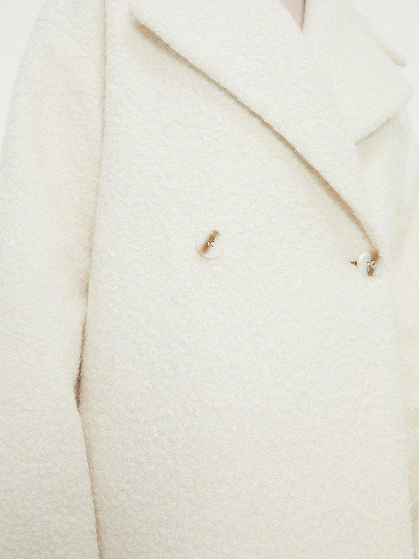 dorothy-perkins-double-breasted-boucle-coat-creamoutfit