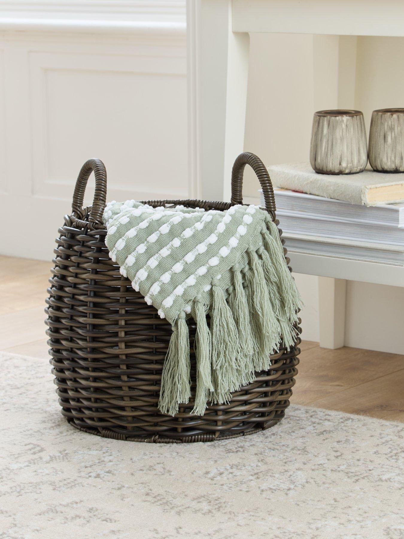 very-home-round-dark-woven-basket