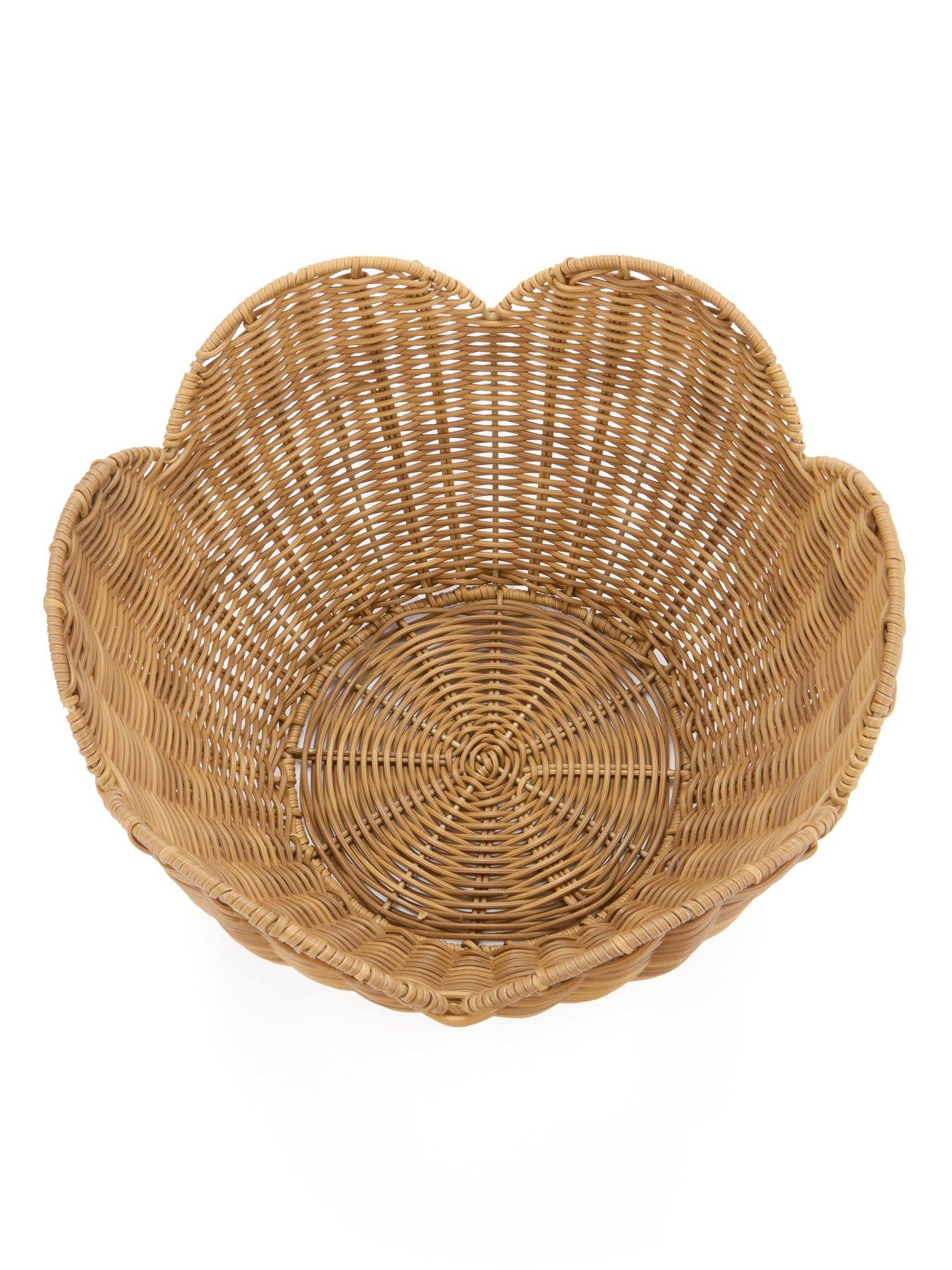 Image 3 of 4 of The Very Collection Scallop Woven Bowl