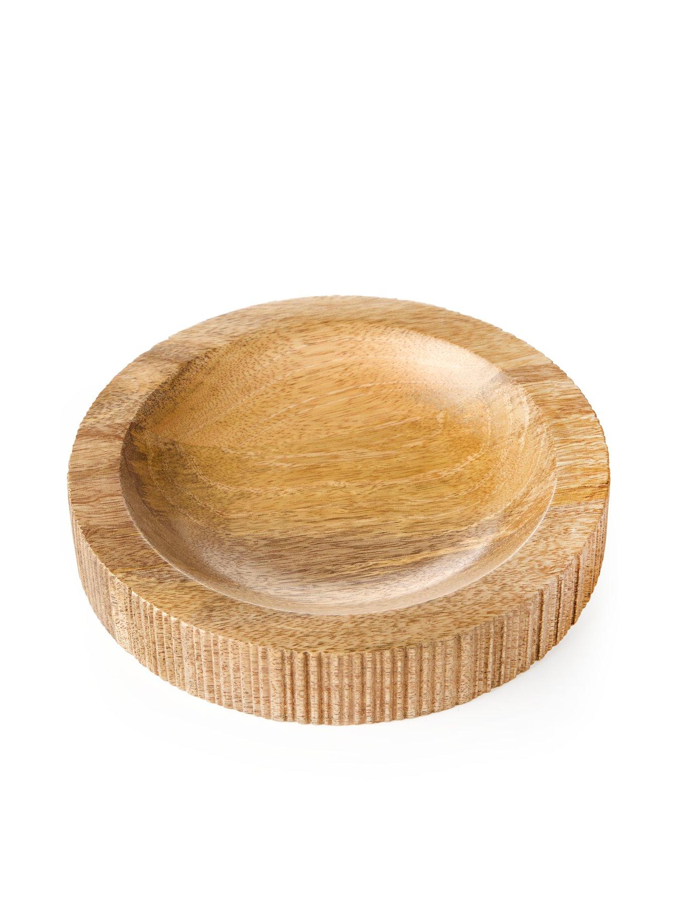 the-very-collection-ember-hurricane-candle-pillardetail