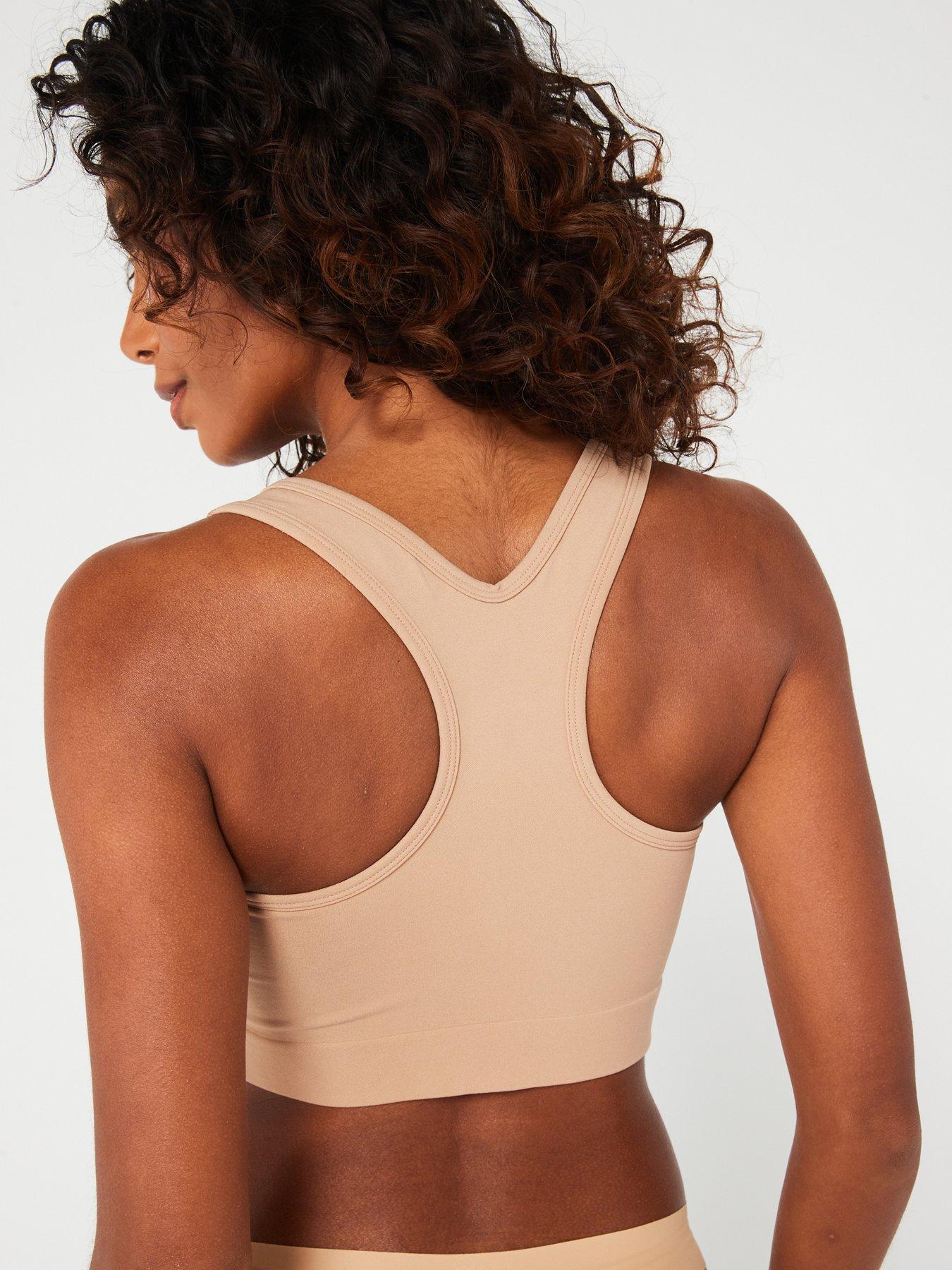 everybody-seamless-racer-back-bra-strong-control-beigestillFront